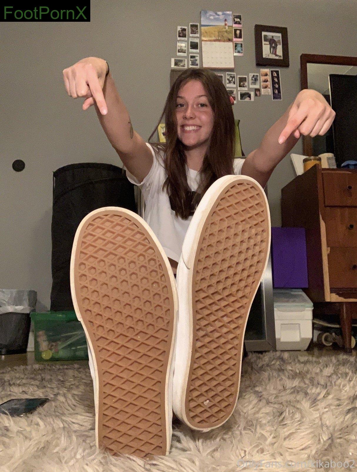 kikaboo2 feet