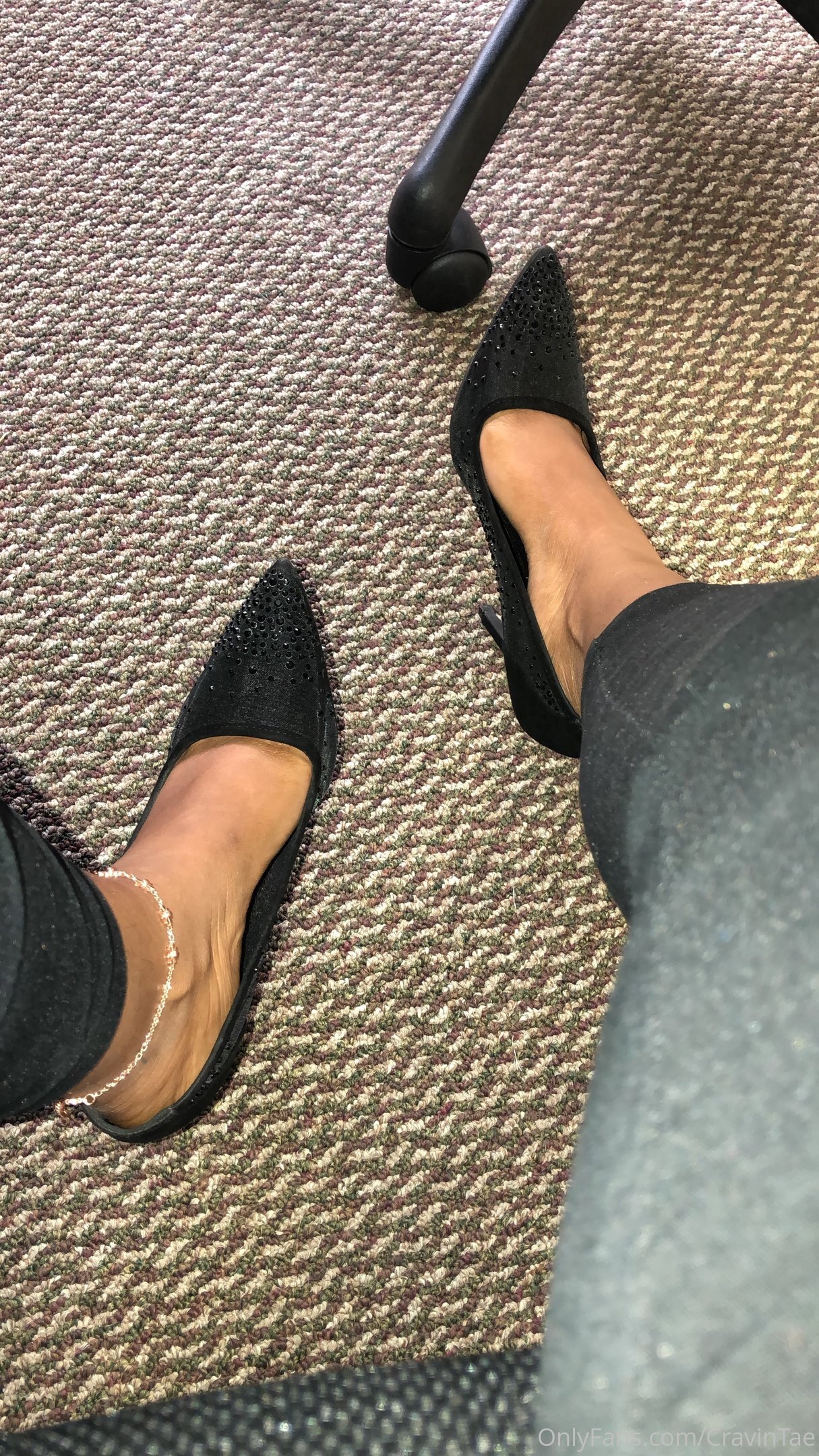 cravintae feet photo 7