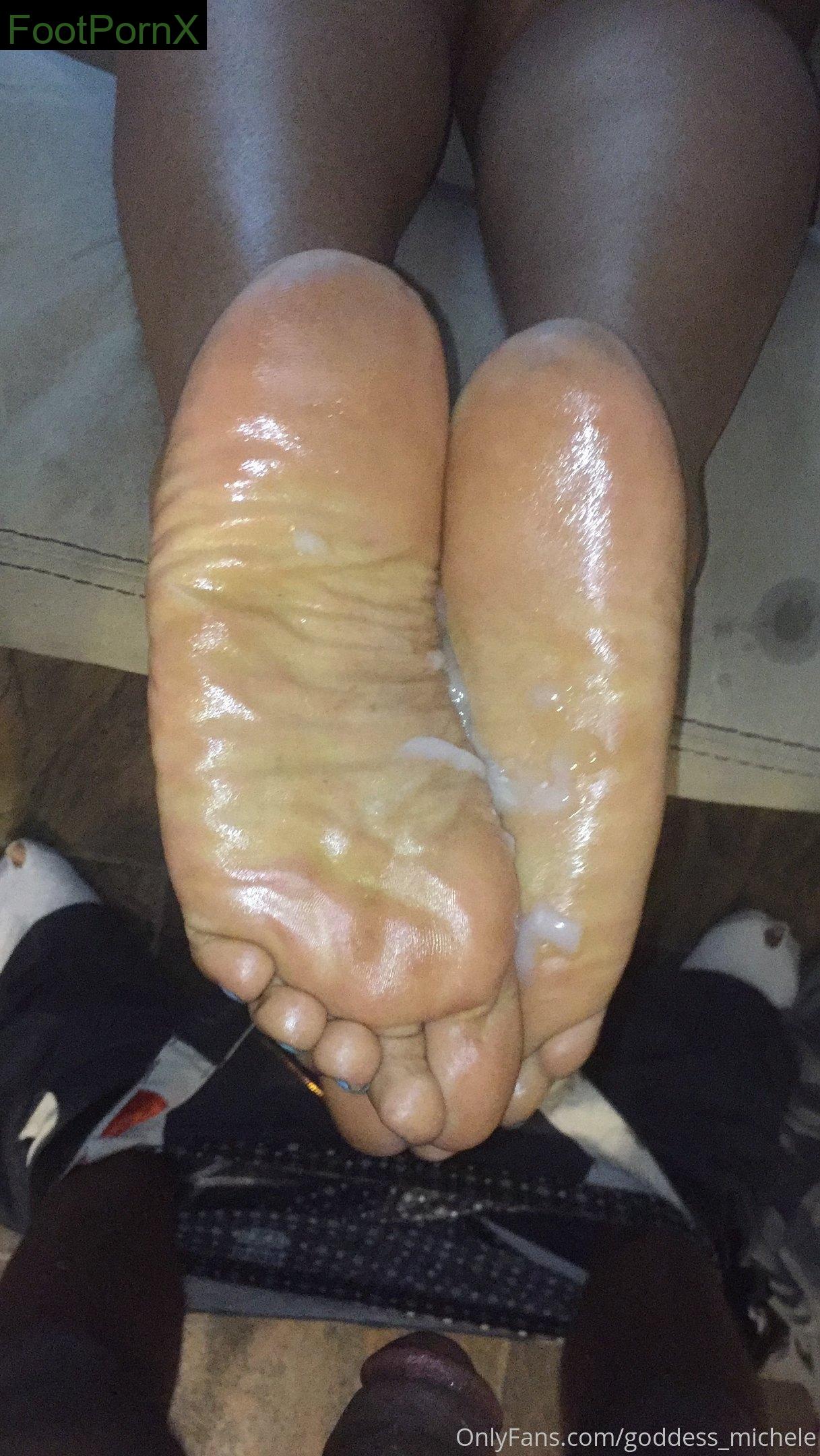 goddess_michele feet photo 15