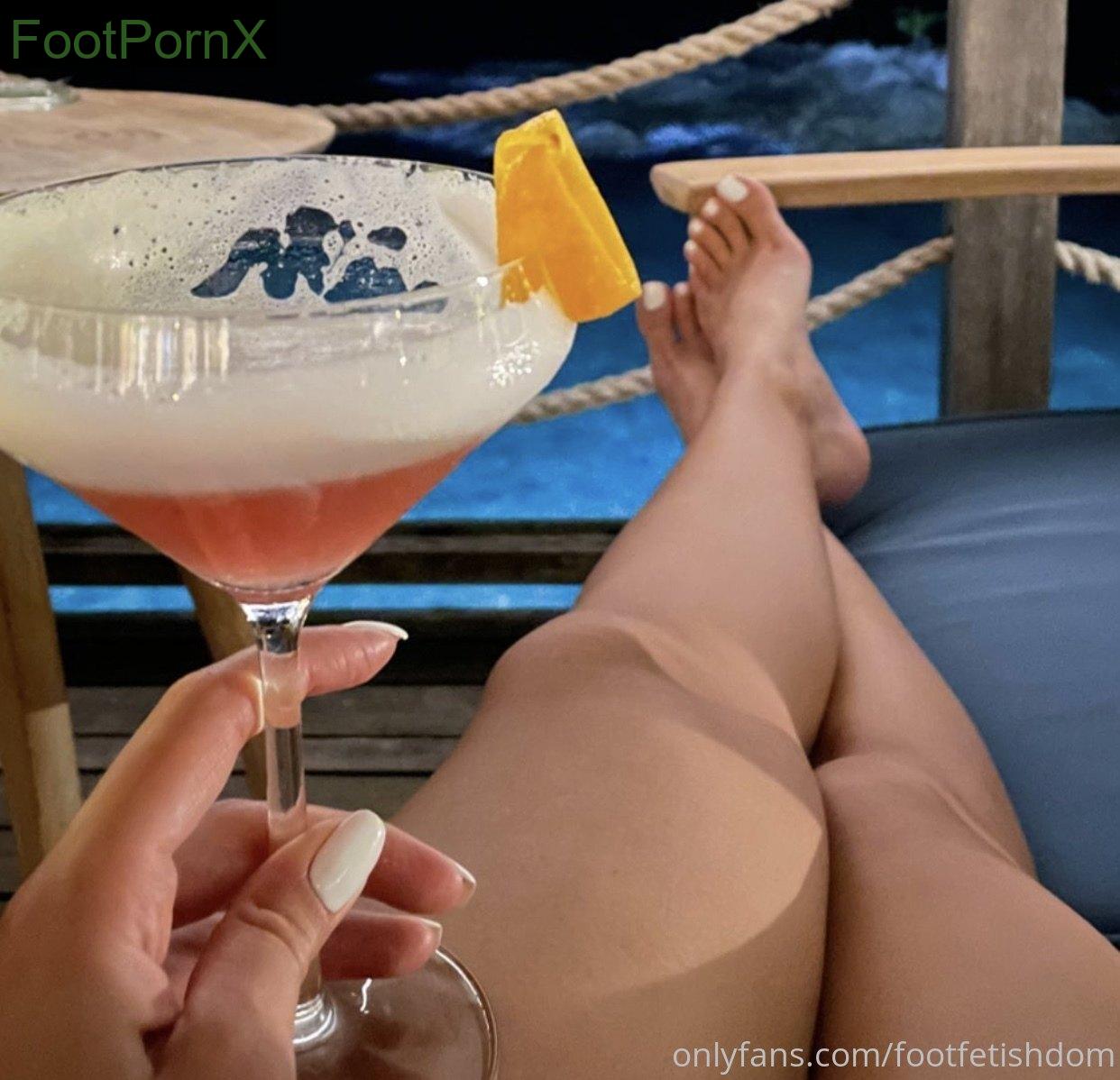 footfetishdom feet photo 16