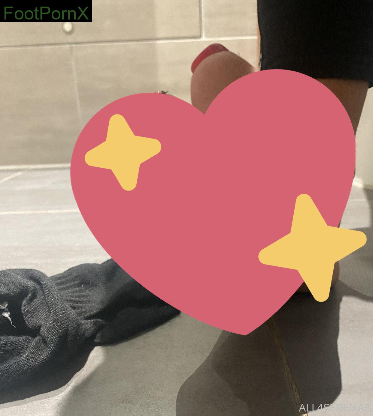 yourqueen__ feet photo 1