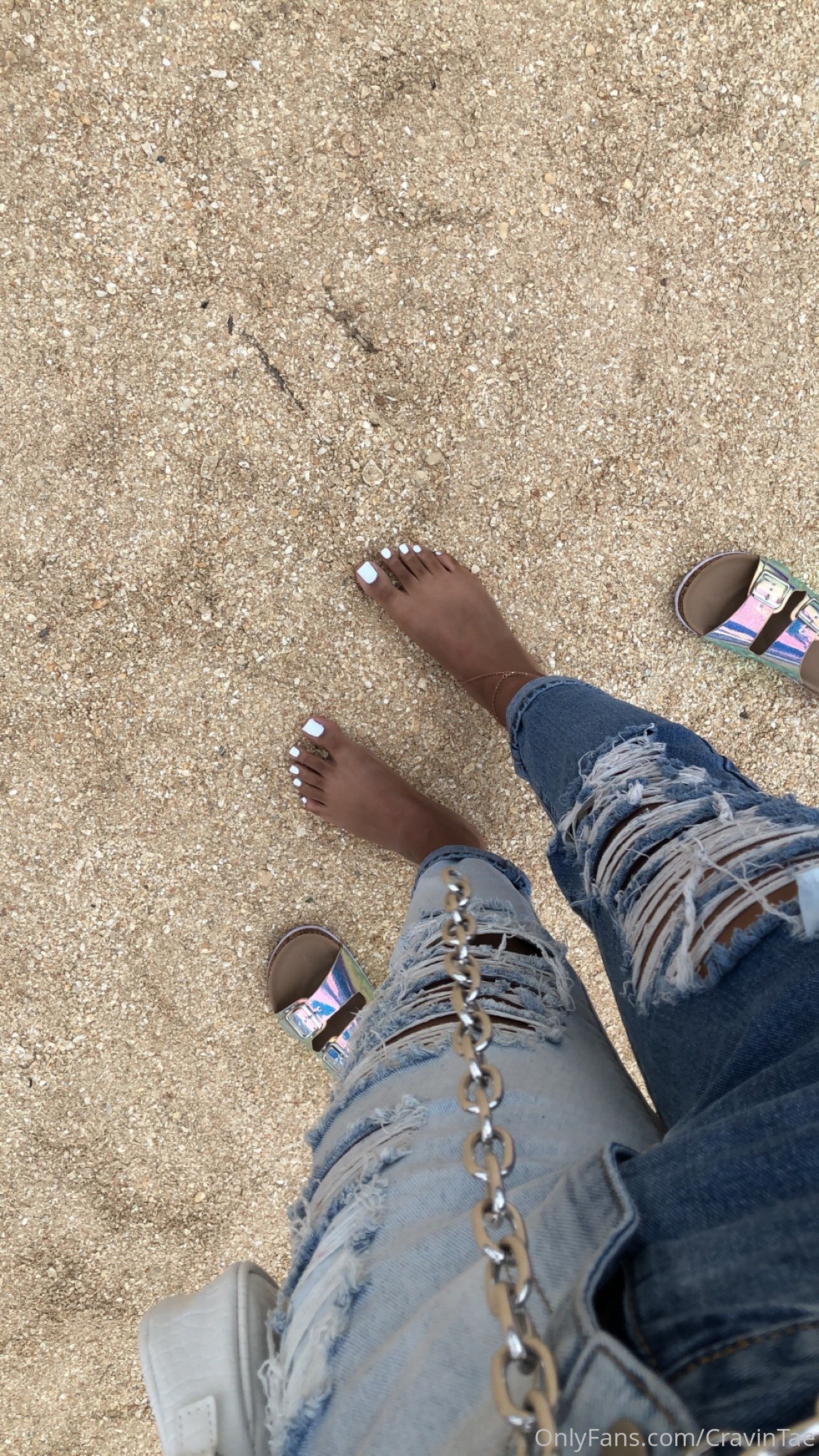 cravintae feet photo 2