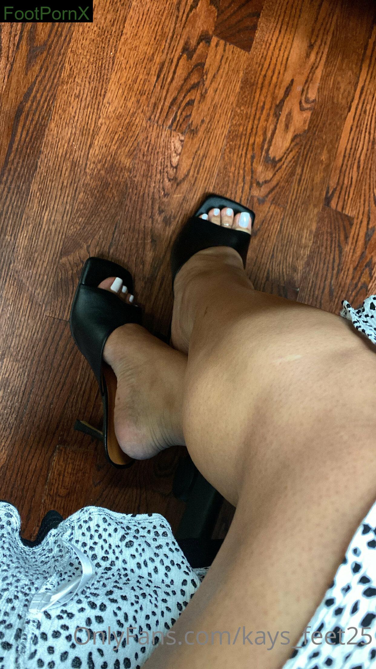 kays_feet25 feet photo 21