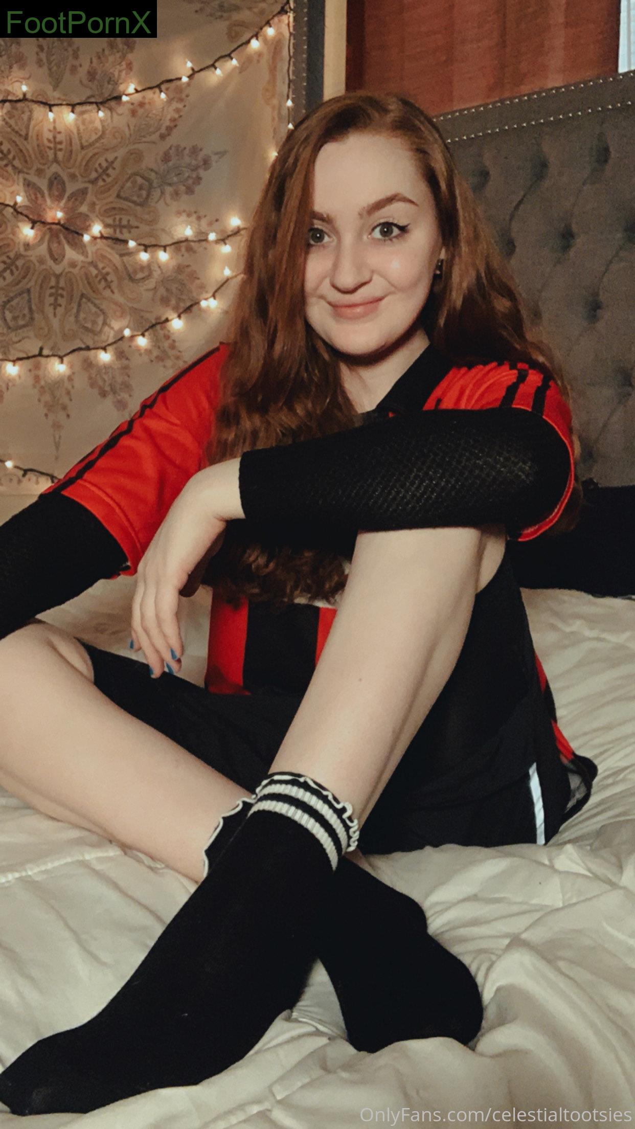 celestialtootsies feet photo 23