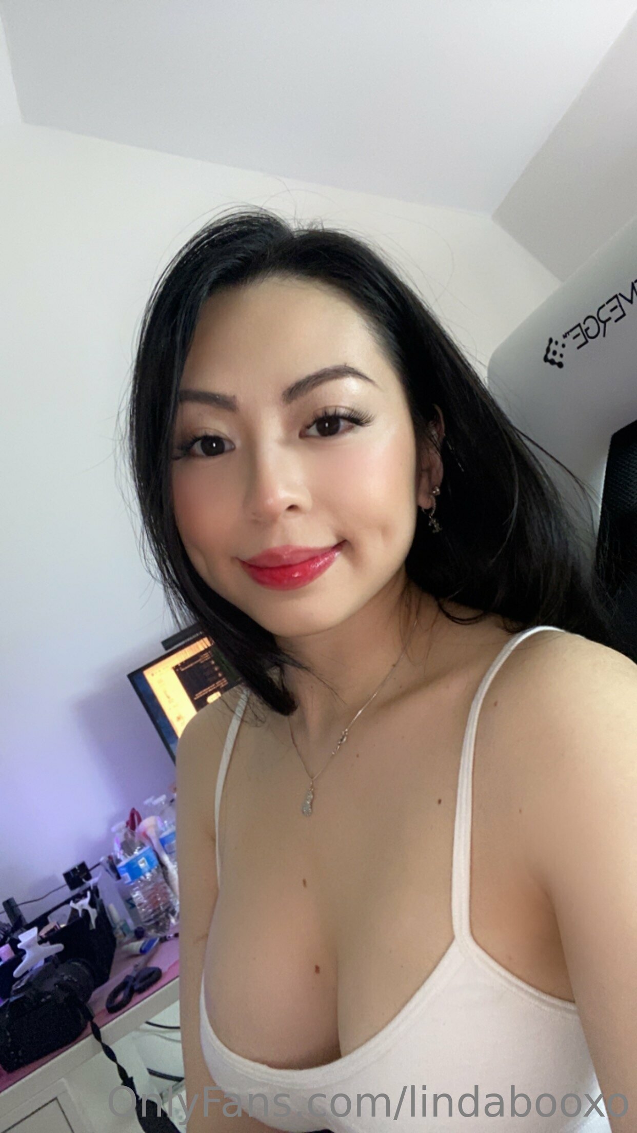 lindabooxo feet photo 17