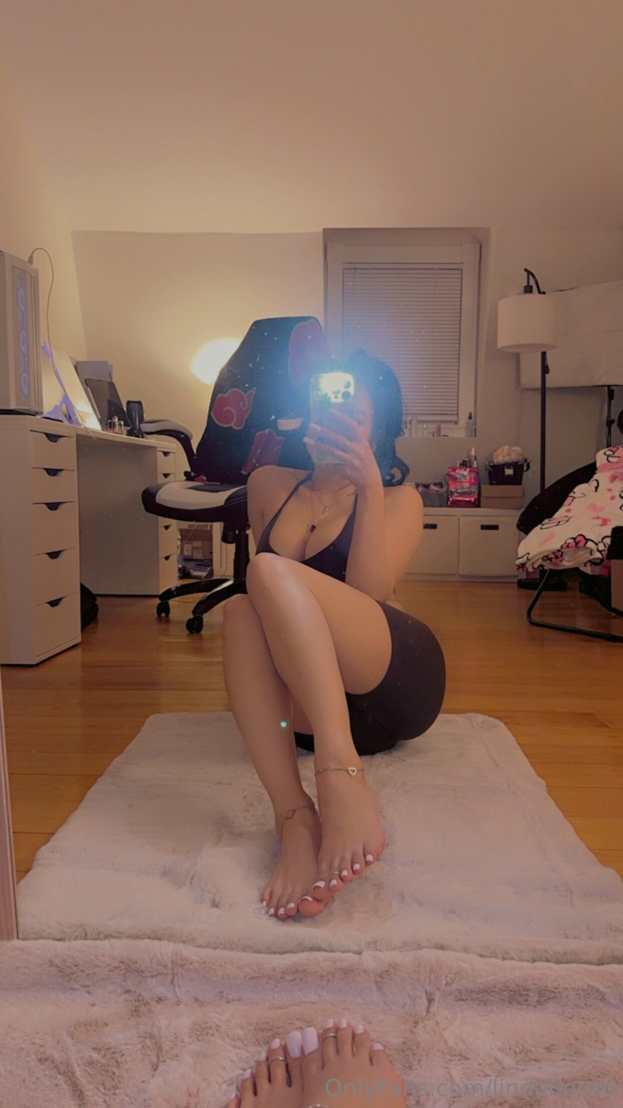 lindabooxo feet photo 15