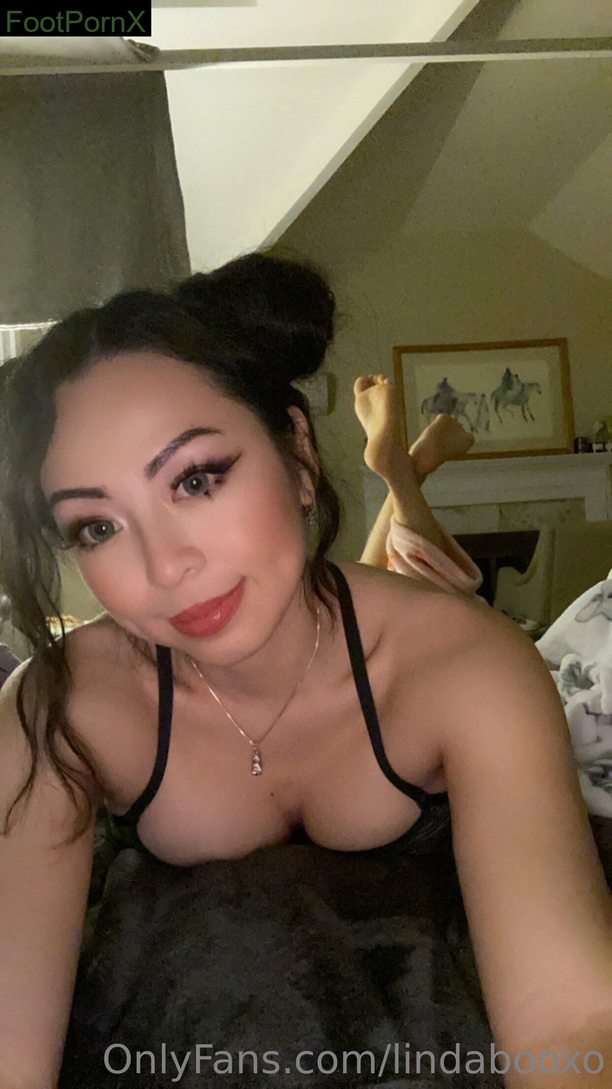 lindabooxo feet photo 4