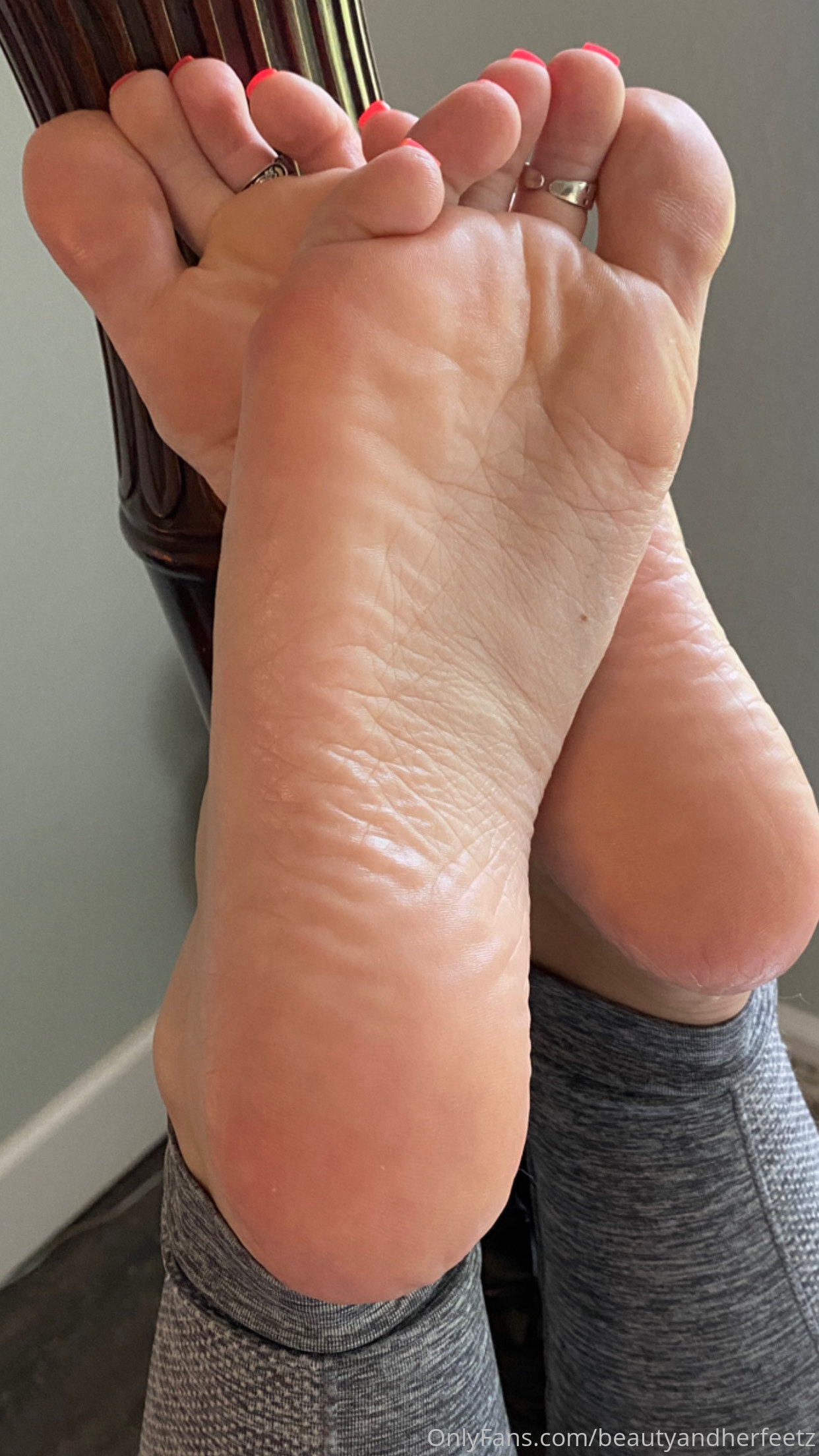 beautyandherfeetz feet photo 18