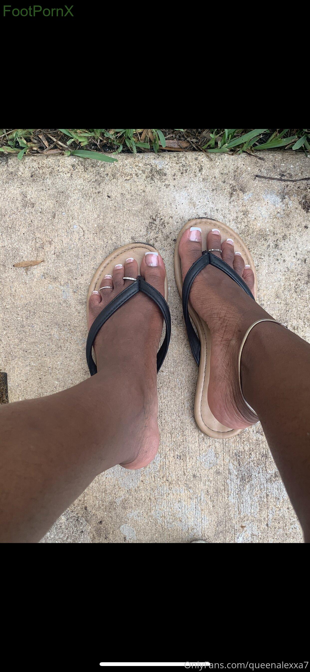 empressalexxa feet photo 20
