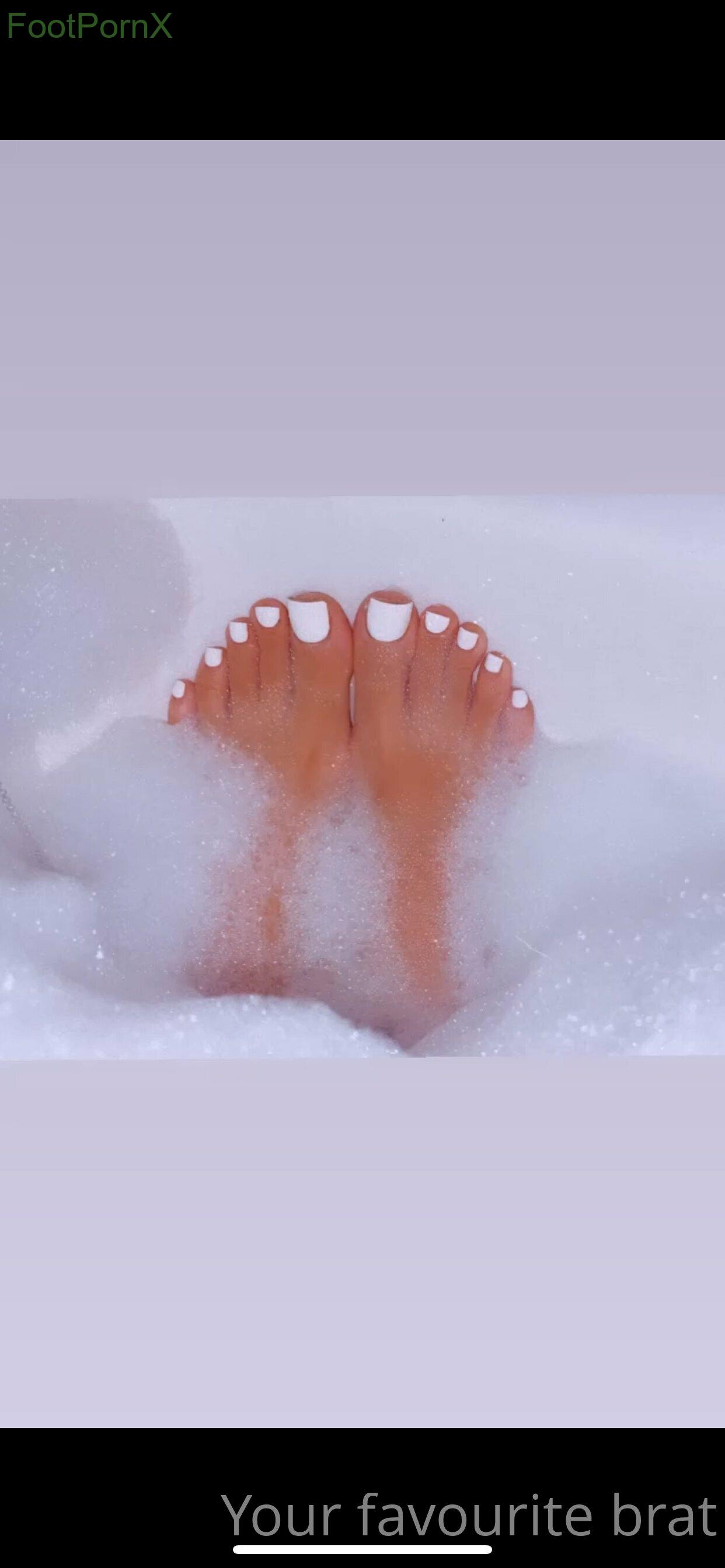 yourbabyjadore feet photo 2