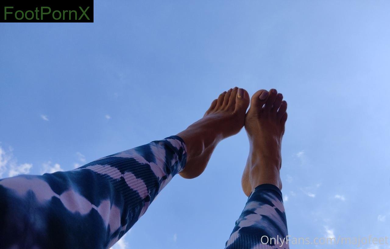 majofeet feet photo 1