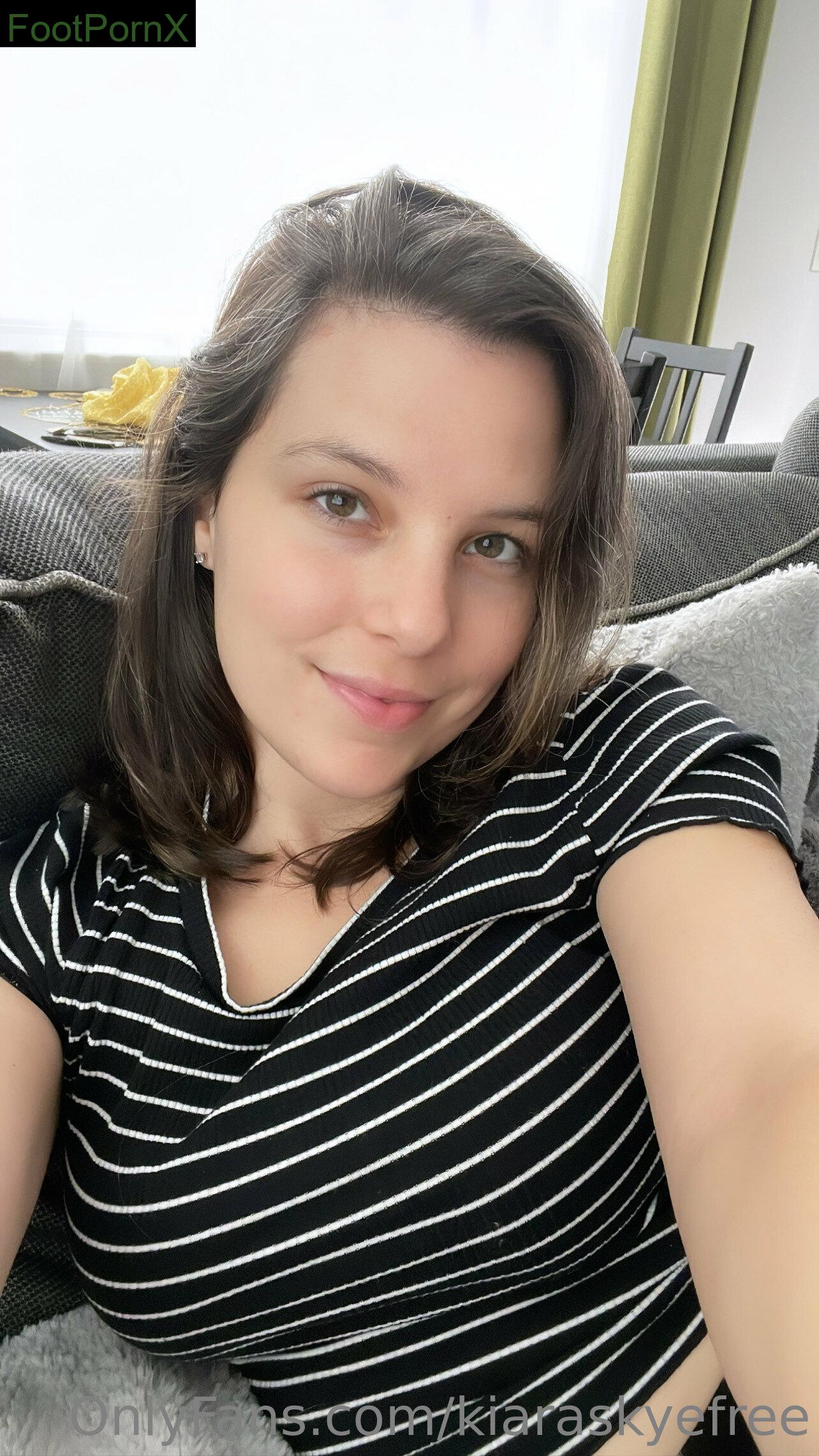 kiaraskyefree feet photo 12