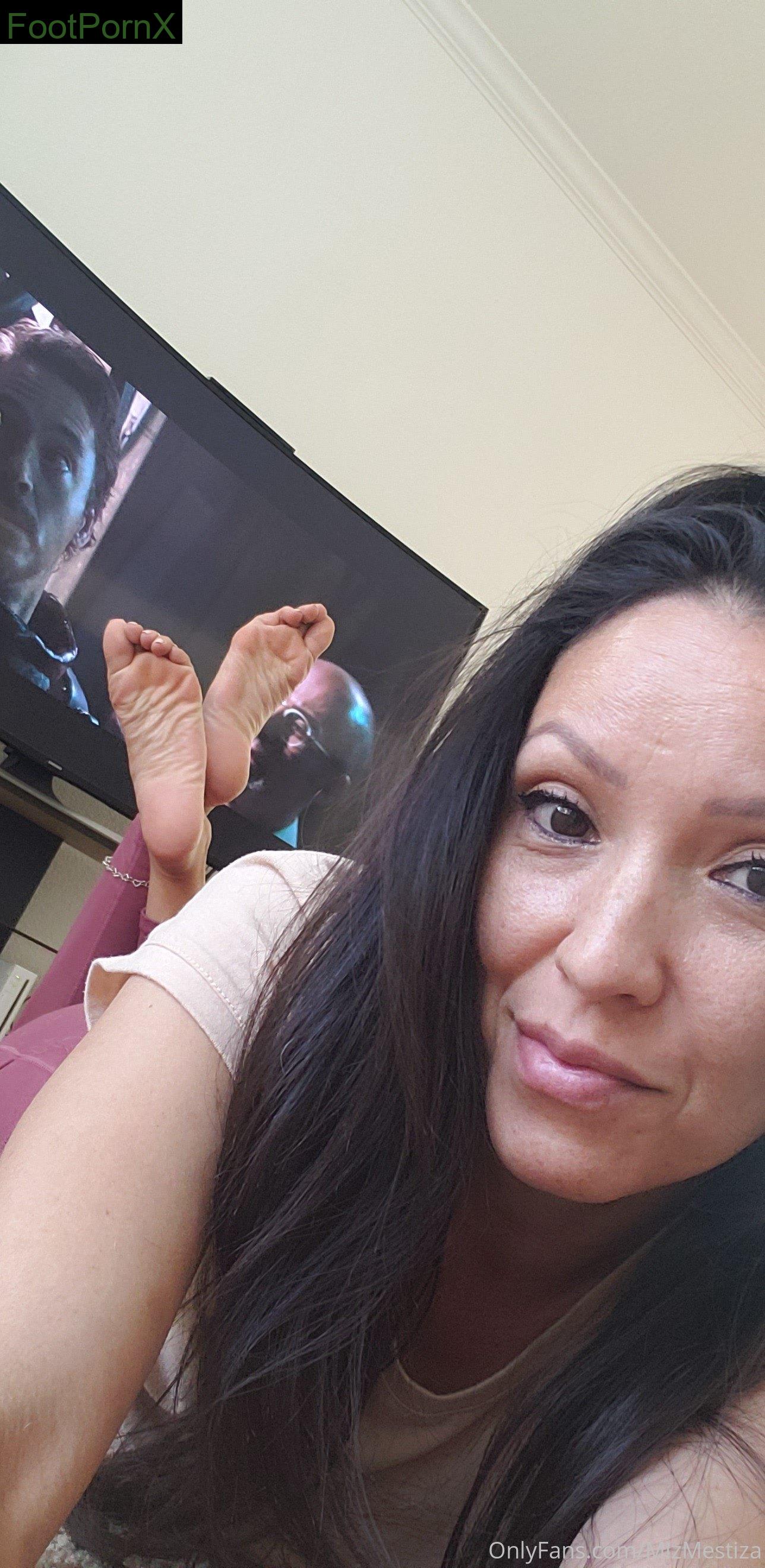 sexymestiza feet photo 23
