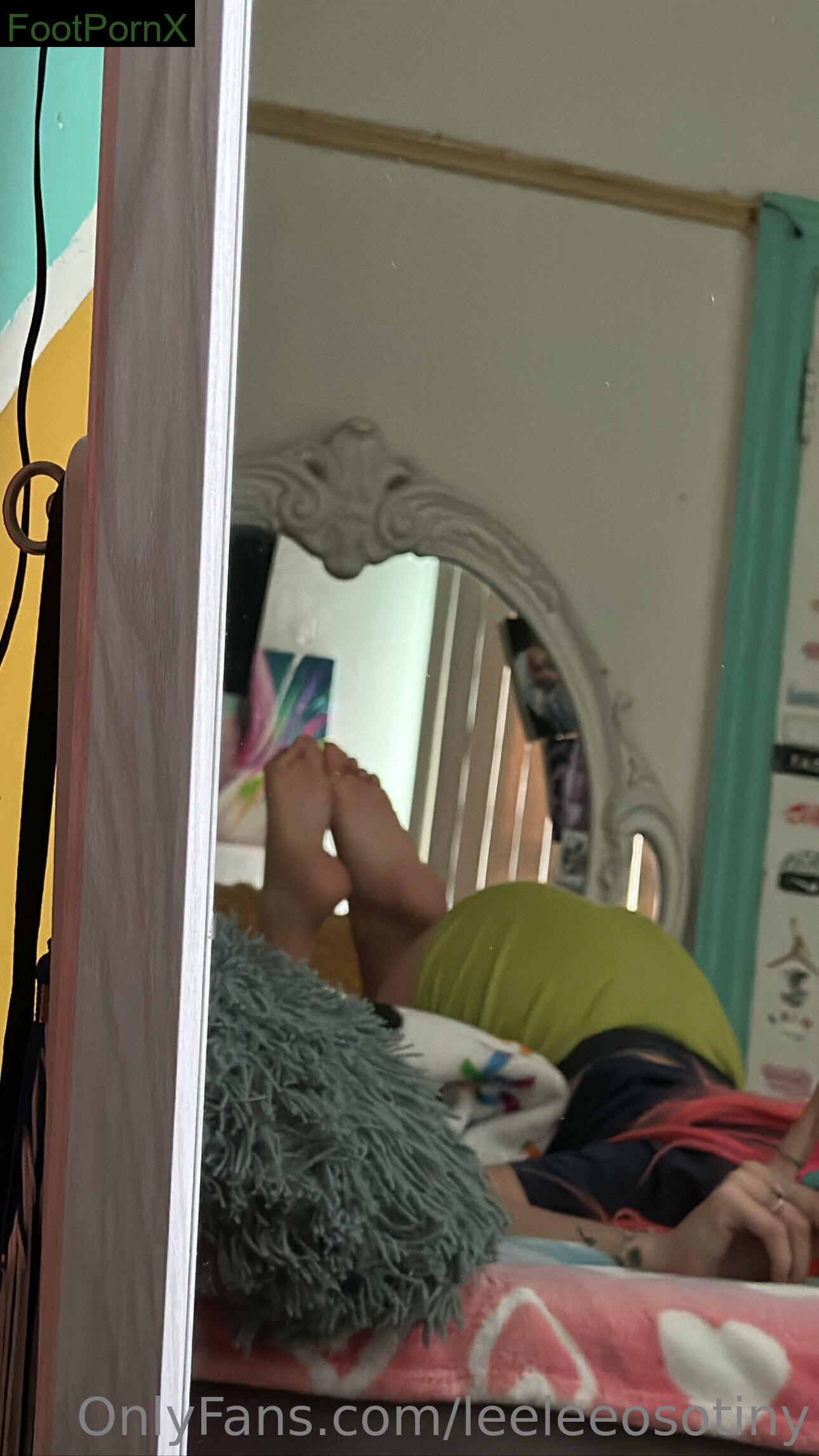 leeleeosotiny feet photo 12