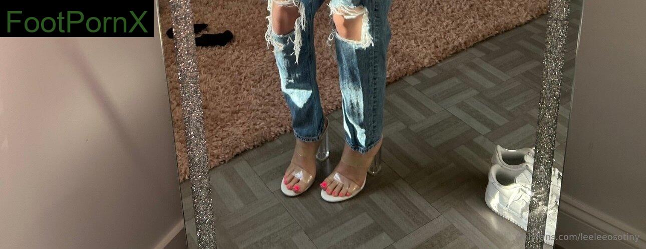 leeleeosotiny feet photo 16