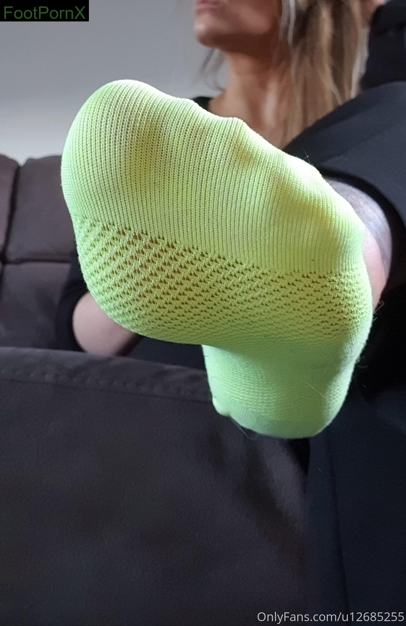soleneeds feet photo 17