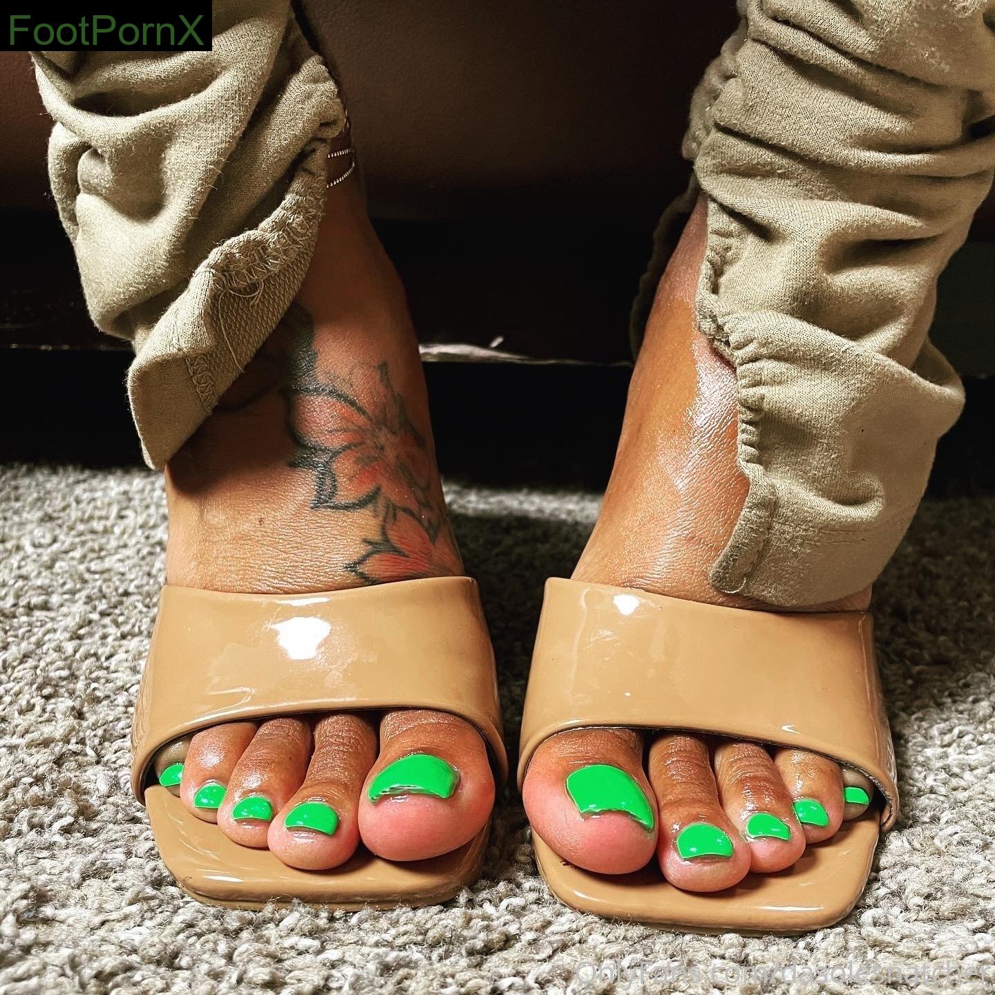 biggrippers feet photo 21