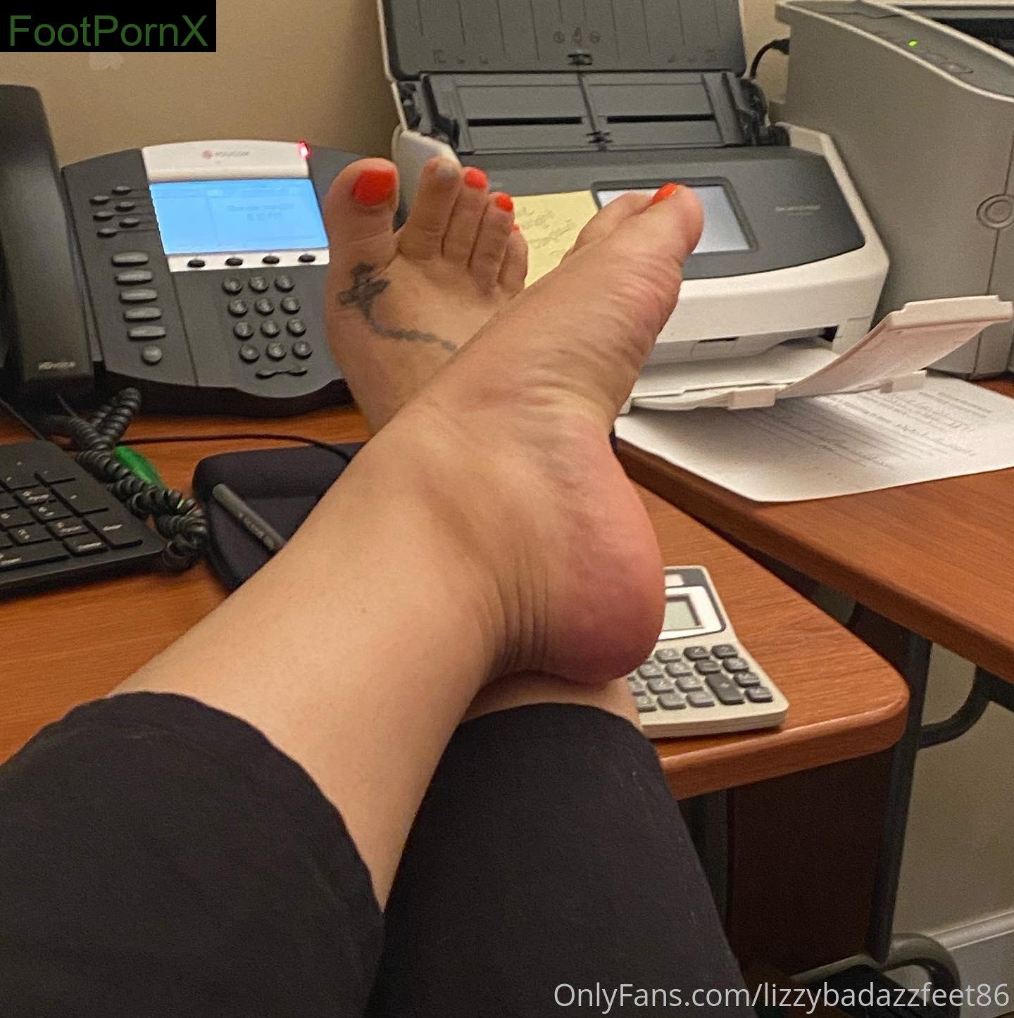 lizzybadazzfeet86 feet photo 24