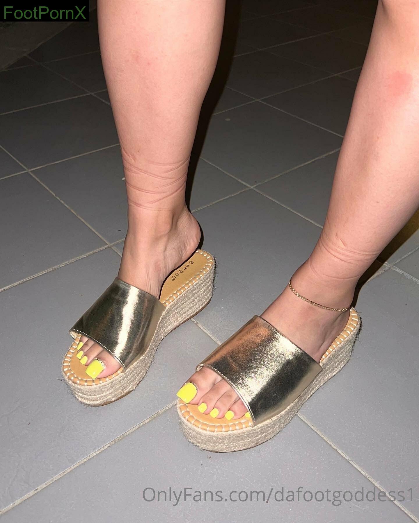 dafootgoddess1 feet photo 14