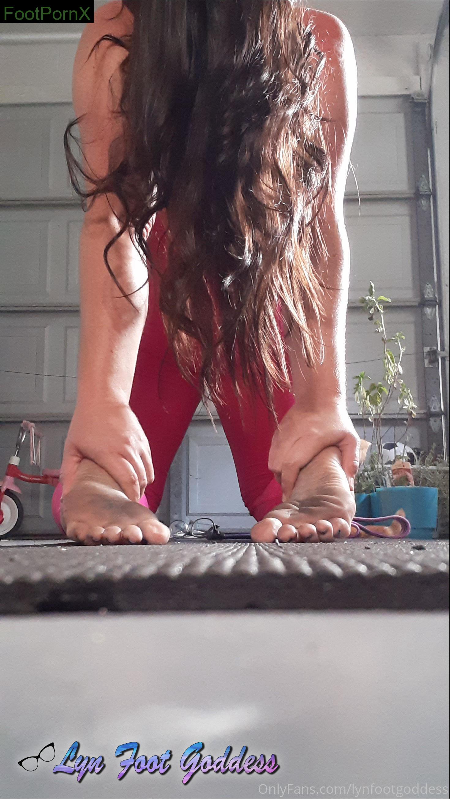 lynfootgoddess feet photo 11