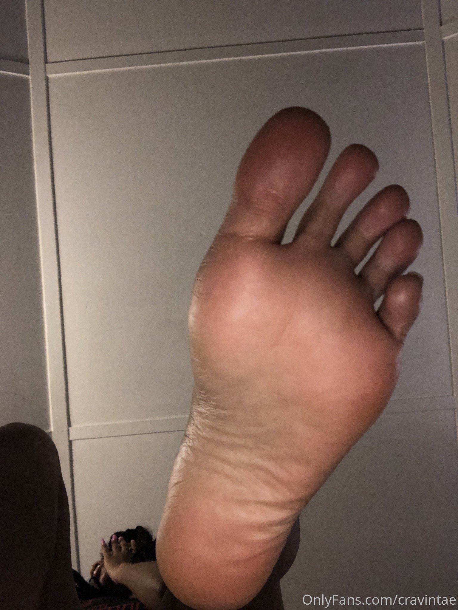 cravintae feet photo 9