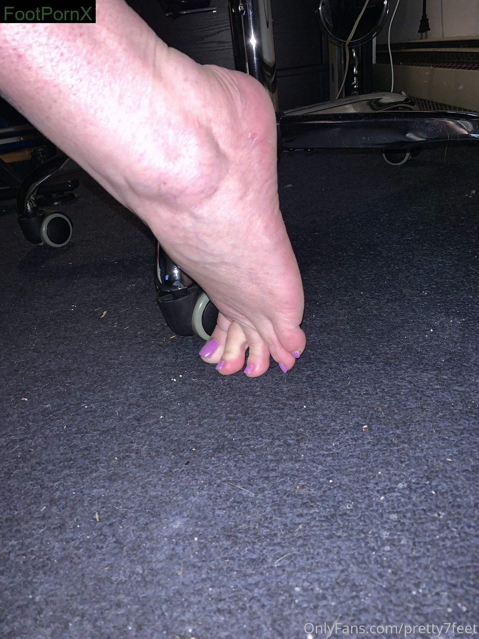 pretty7feet feet photo 22