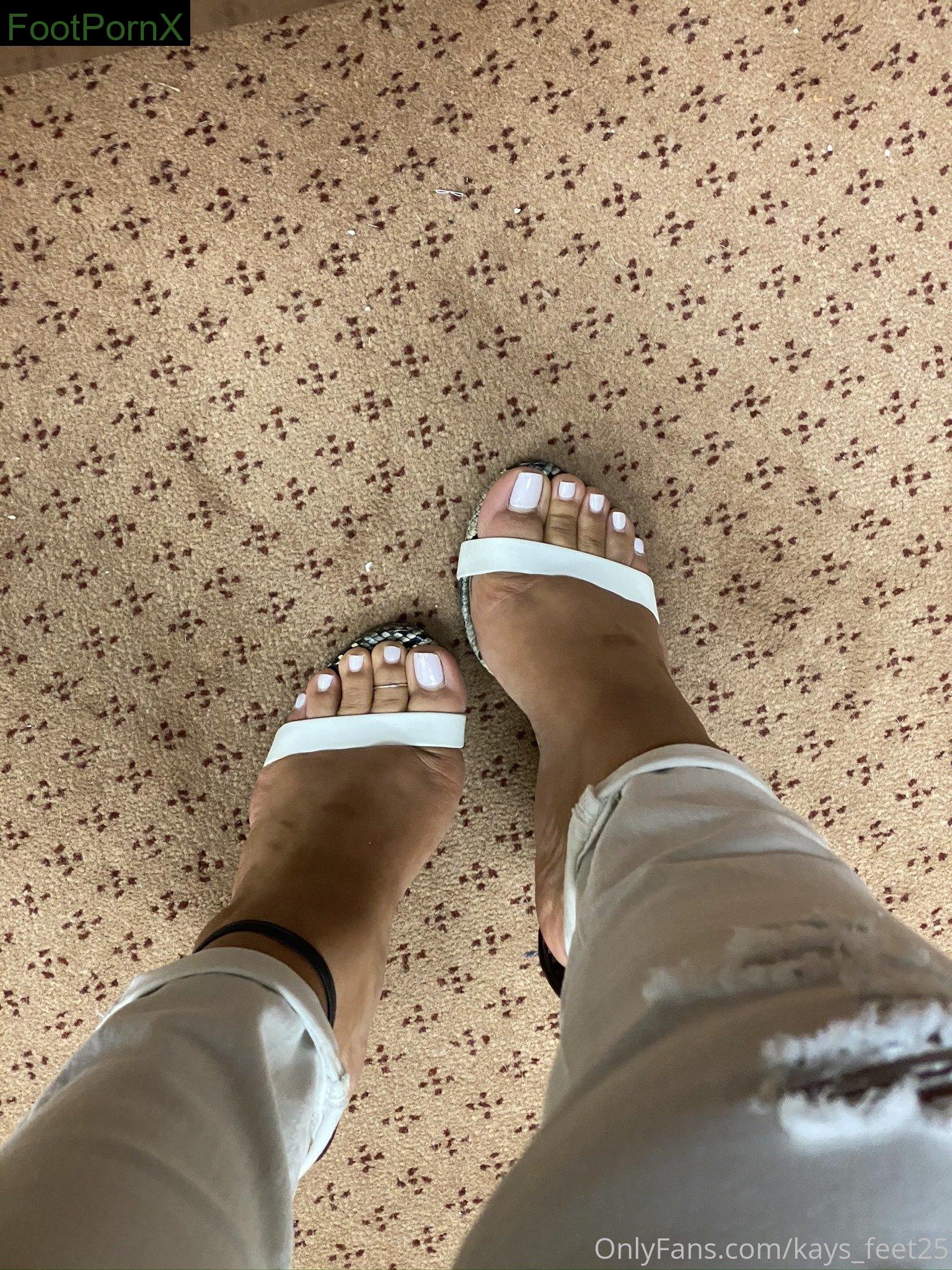 kays_feet25 feet photo 19
