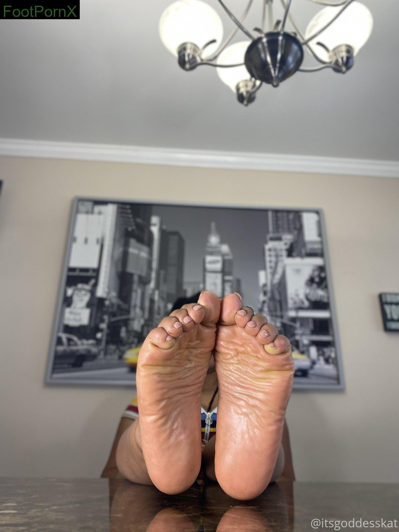 rashasoles feet photo 1