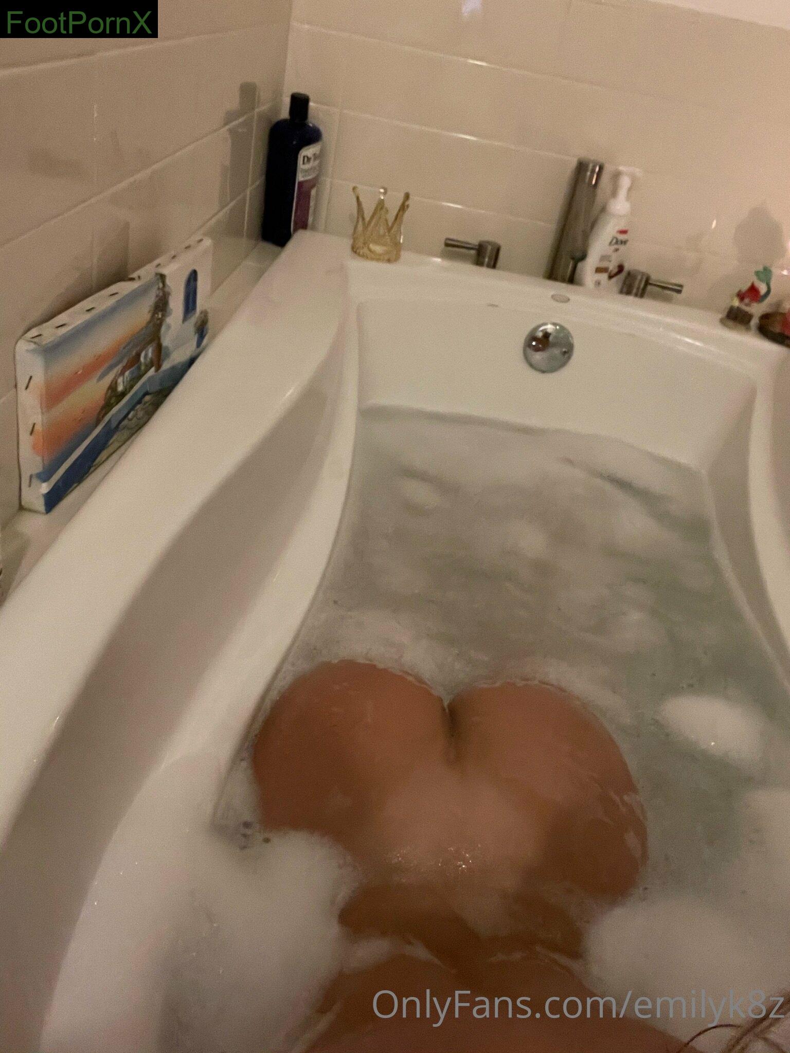emilyk8z feet photo 5