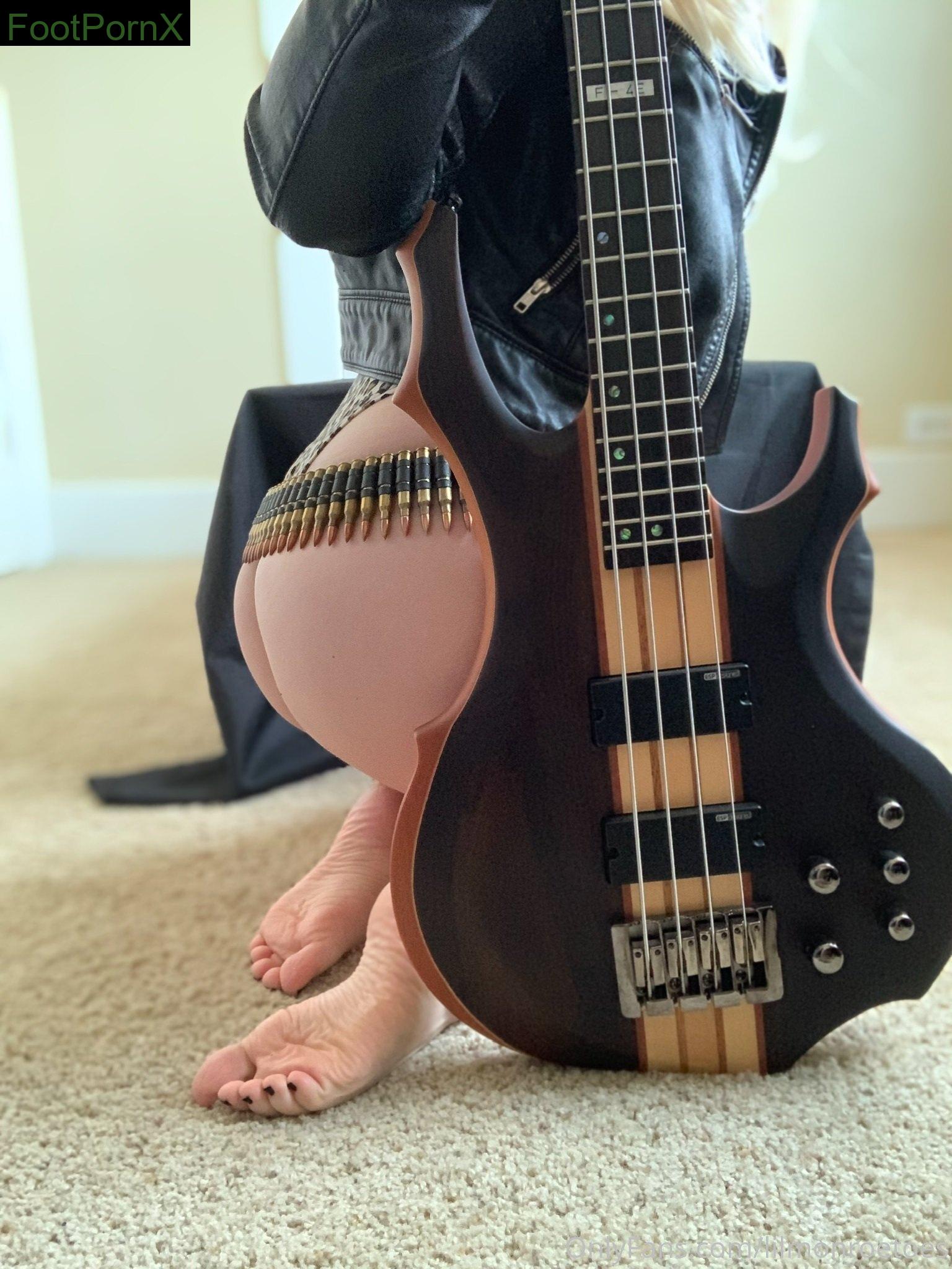 lilmonroetoes feet photo 23