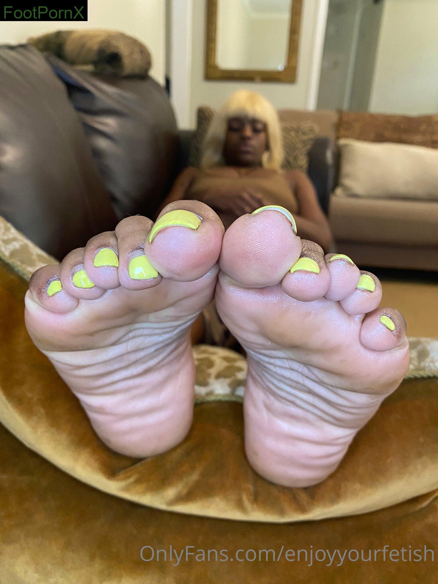 enjoyyourfetish feet photo 24