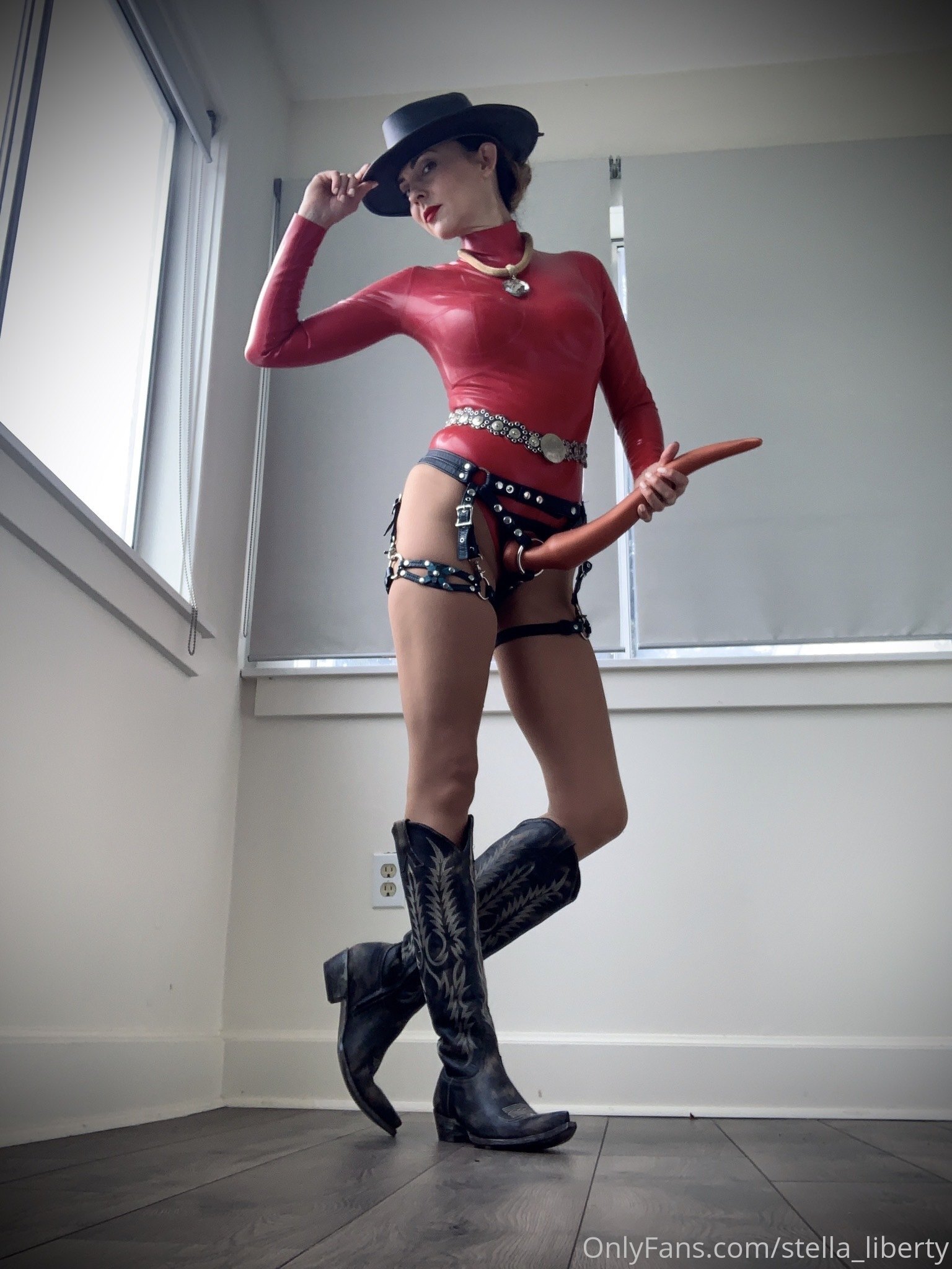 stella_liberty feet photo 18