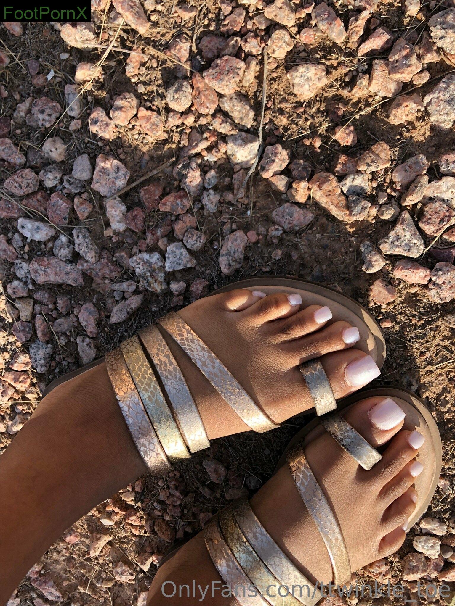 ttwinkle_toe feet photo 10