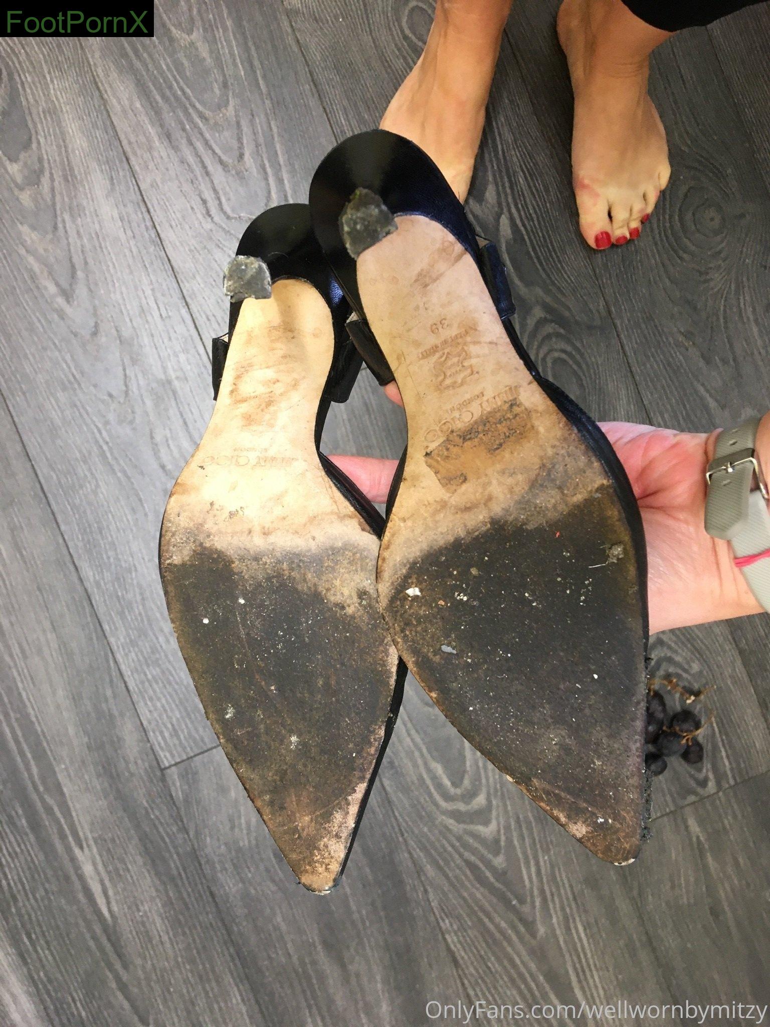 wellwornbymitzy feet photo 24