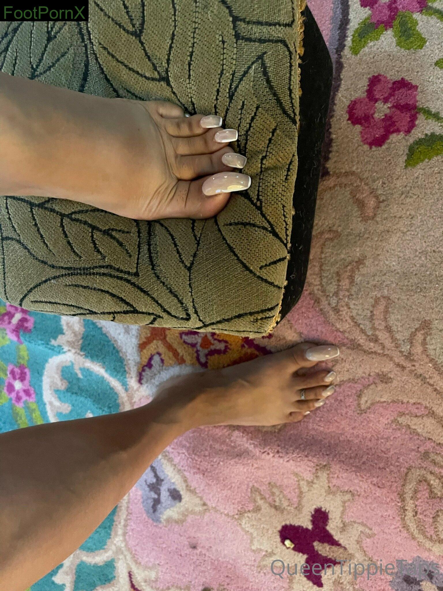 queentippietaps feet photo 11