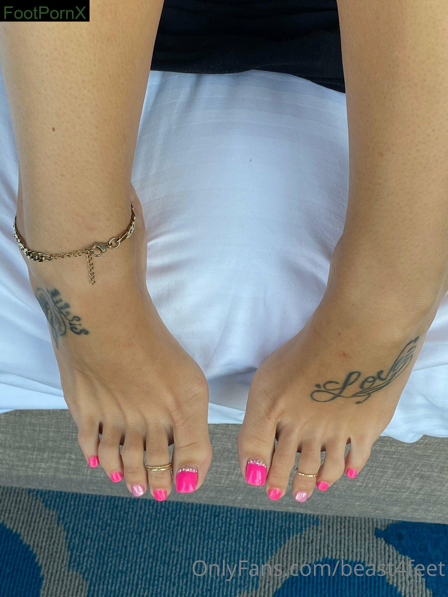 beast4feet feet photo 21