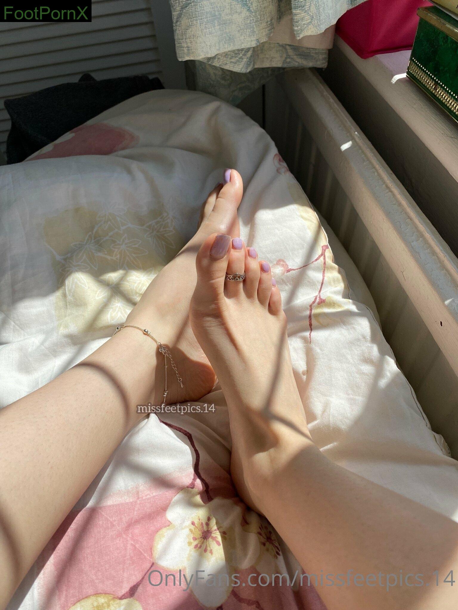 missfeetpics.14 feet photo 23