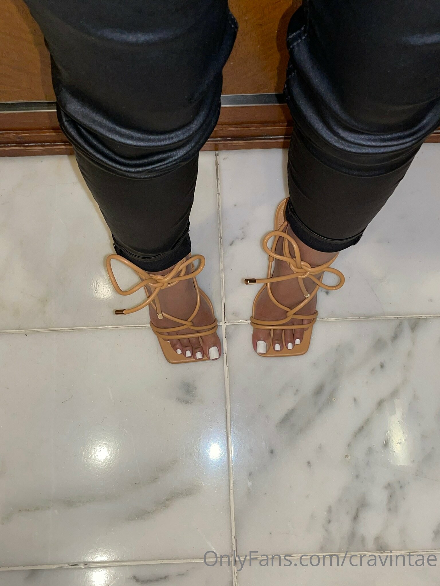 cravintae feet photo 19
