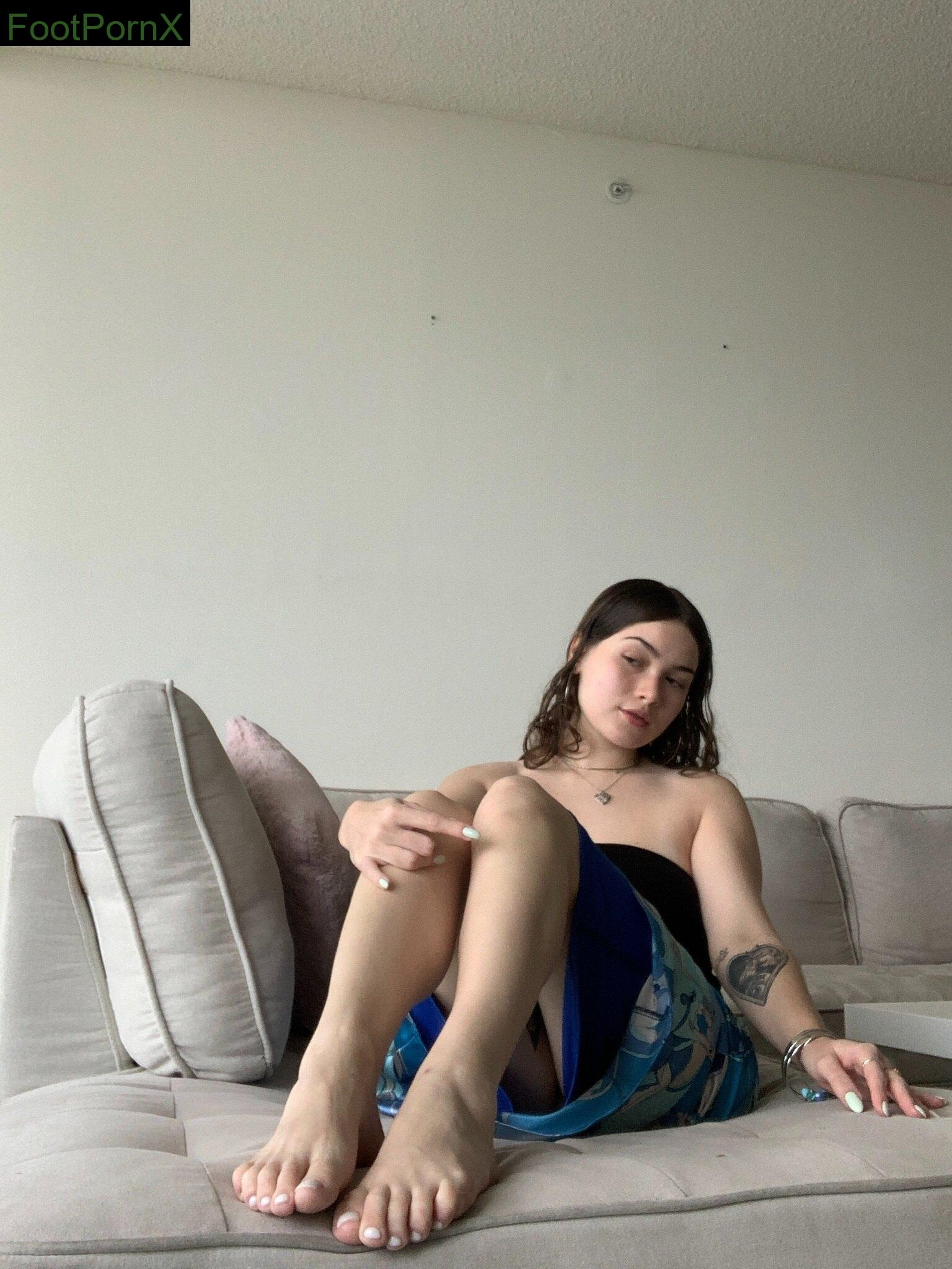 thecatbnny feet photo 24