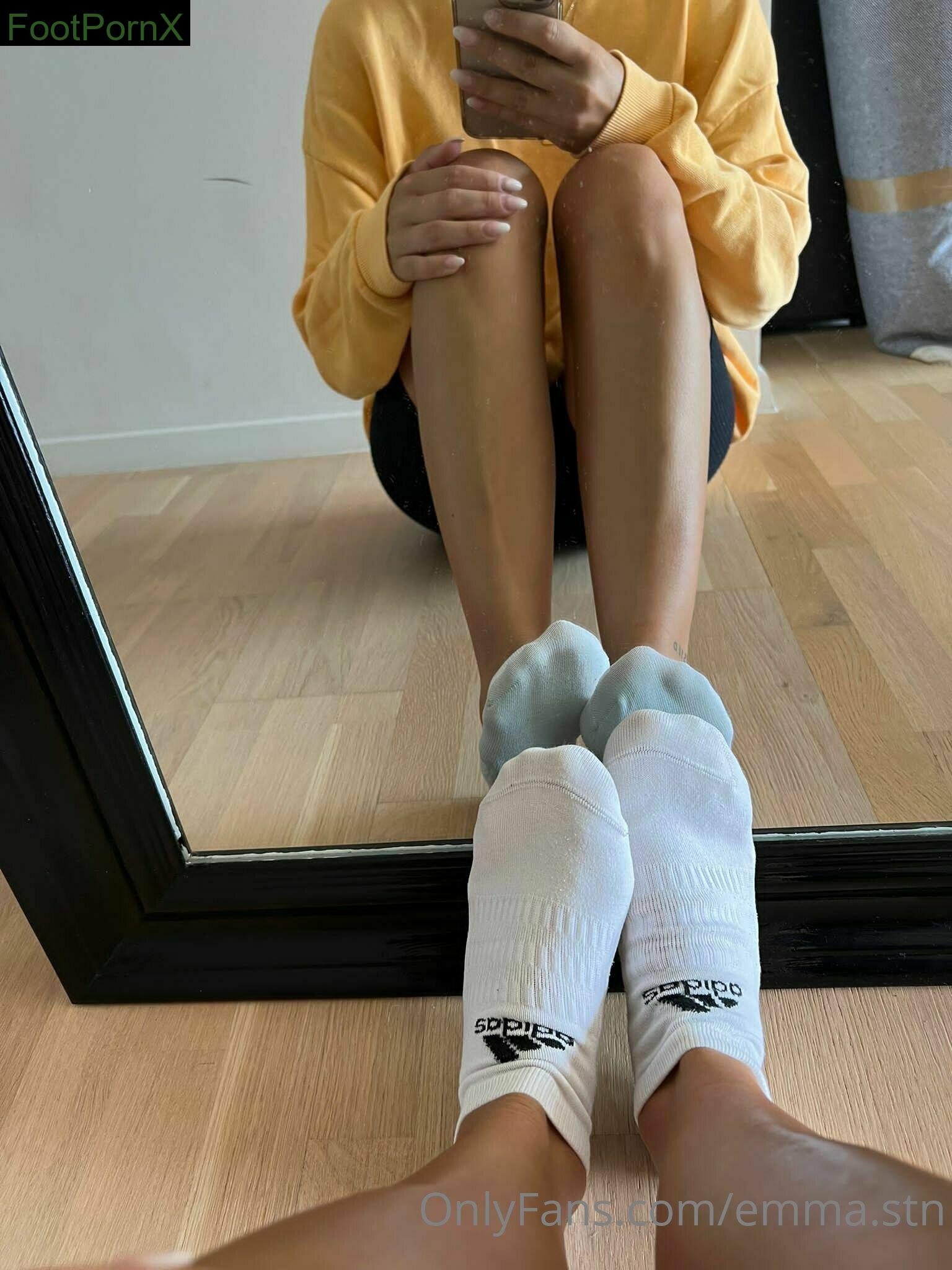 emma.stn feet photo 24