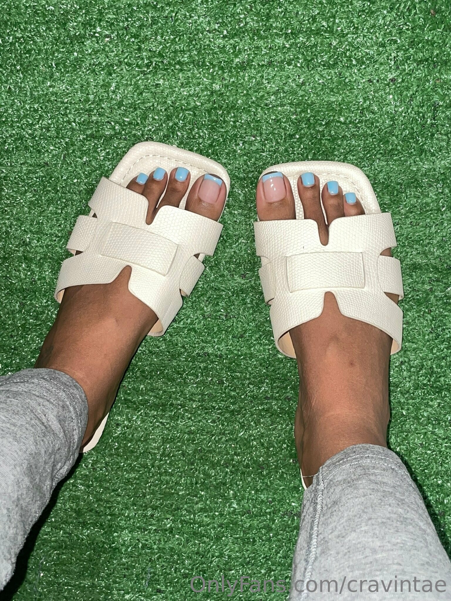 cravintae feet photo 17