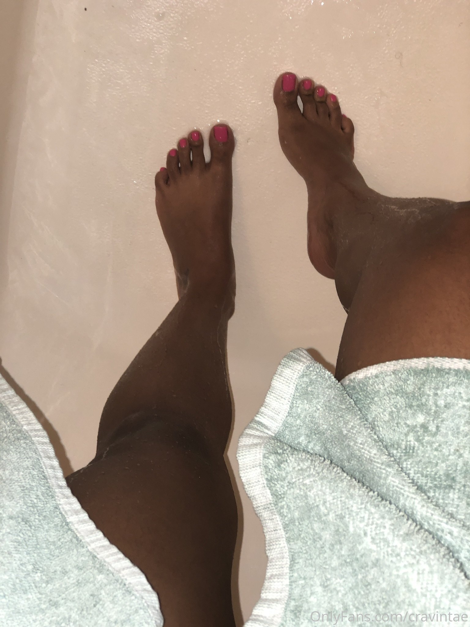 cravintae feet photo 12