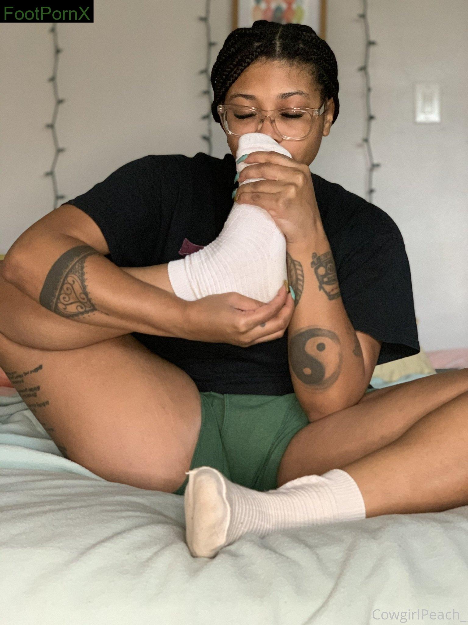 cowgirlpeachsoles feet photo 19