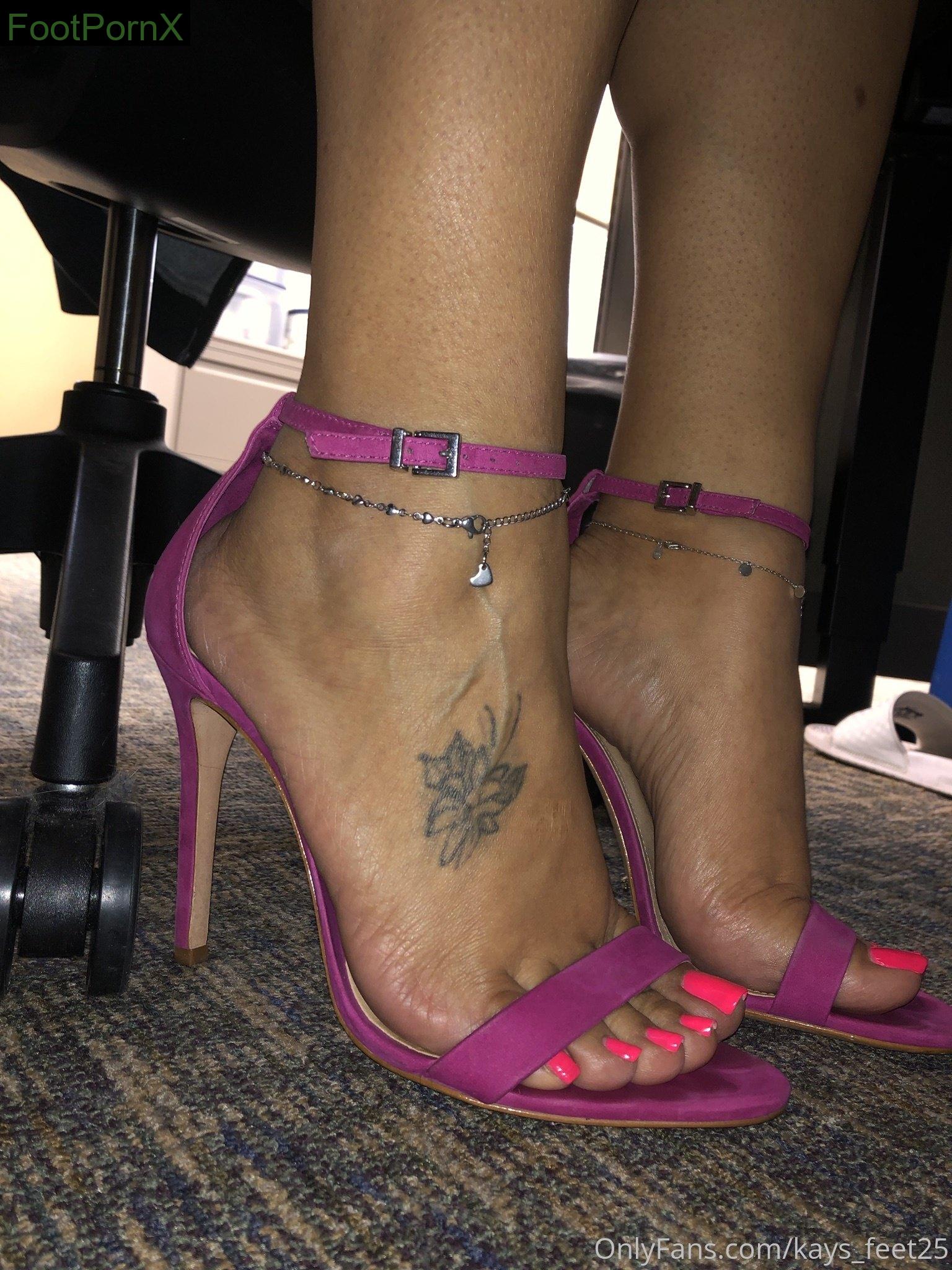kays_feet25 feet photo 14