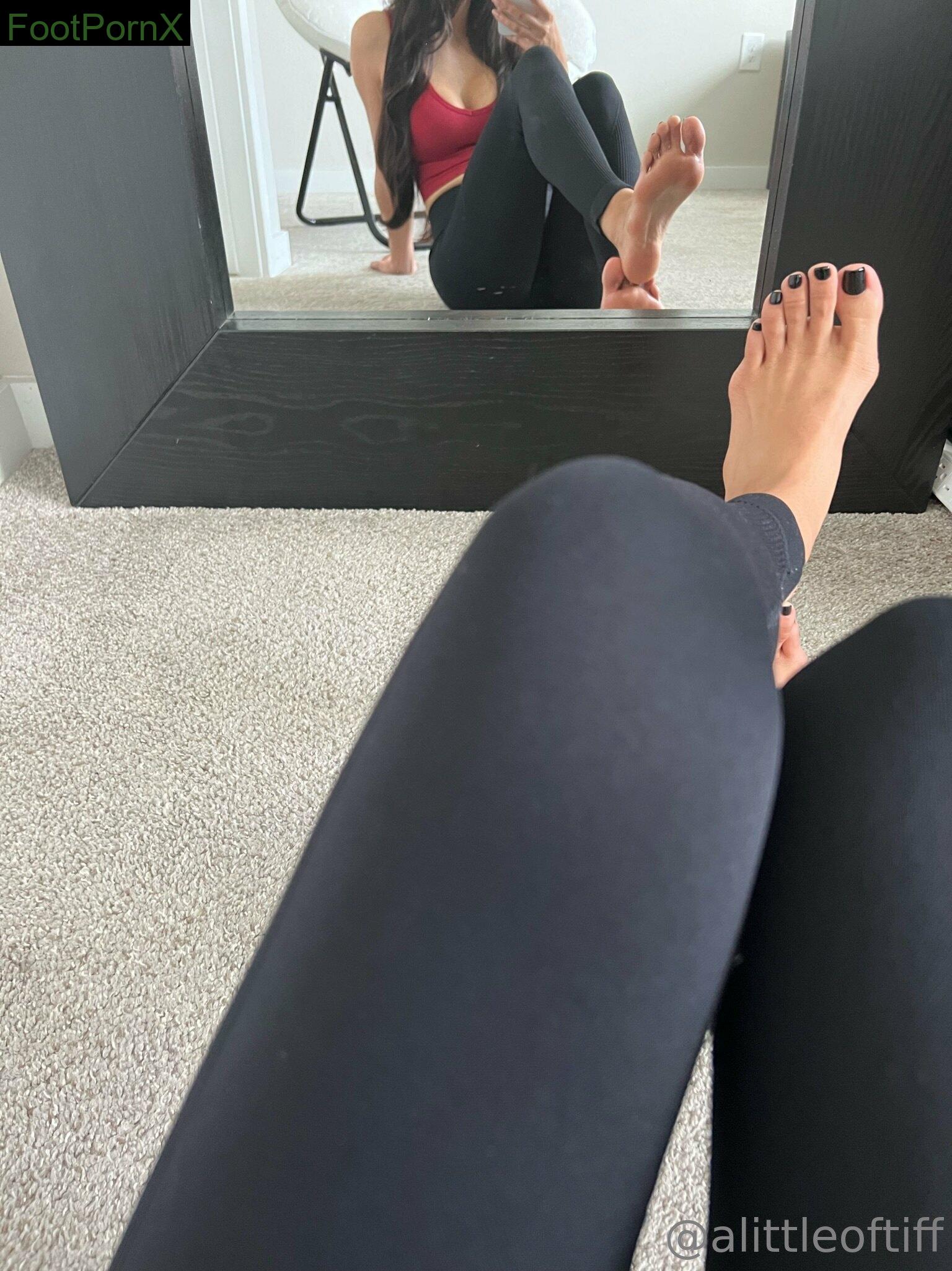 alittleoftiff feet photo 1