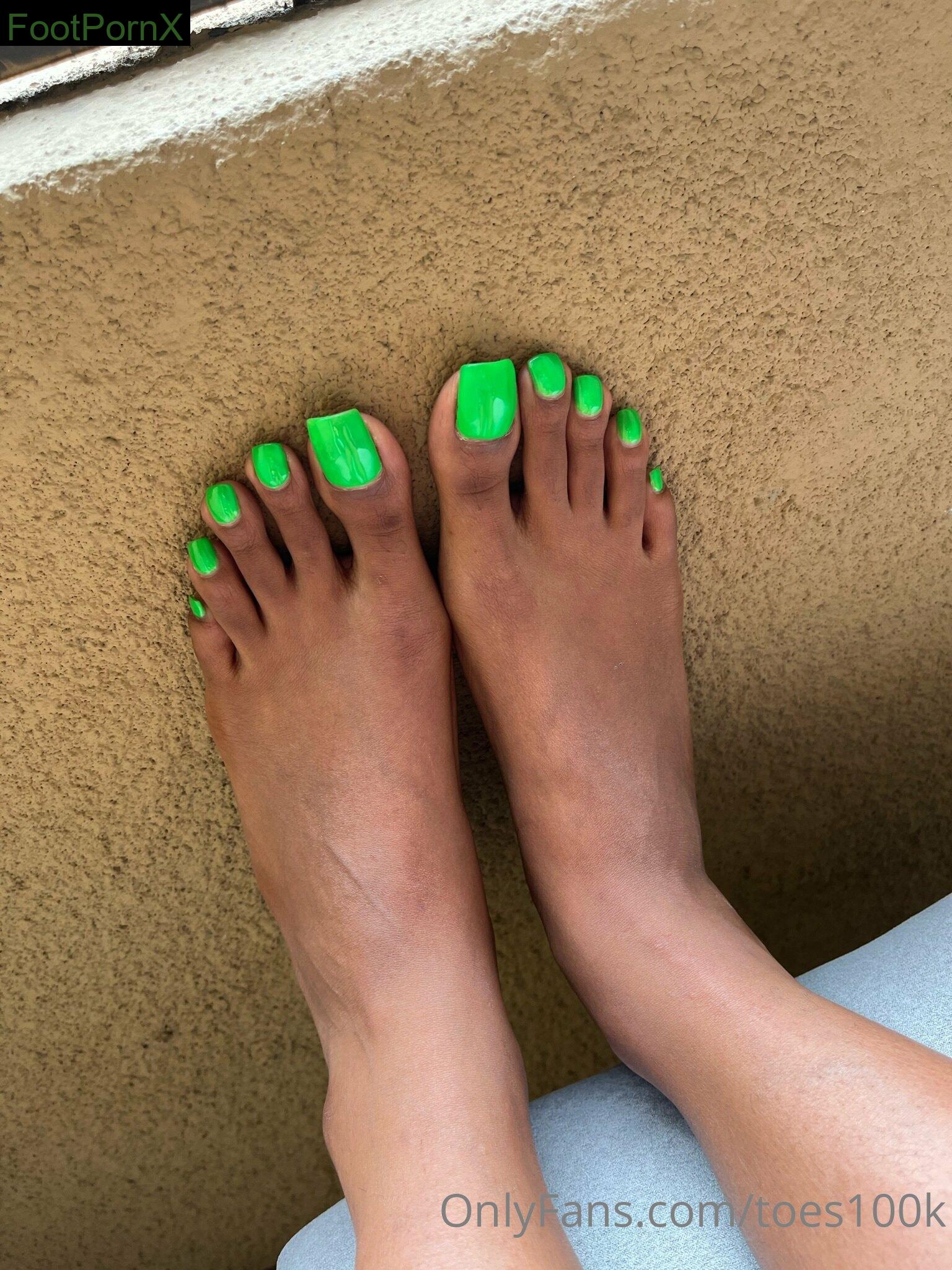 toes100k feet photo 14