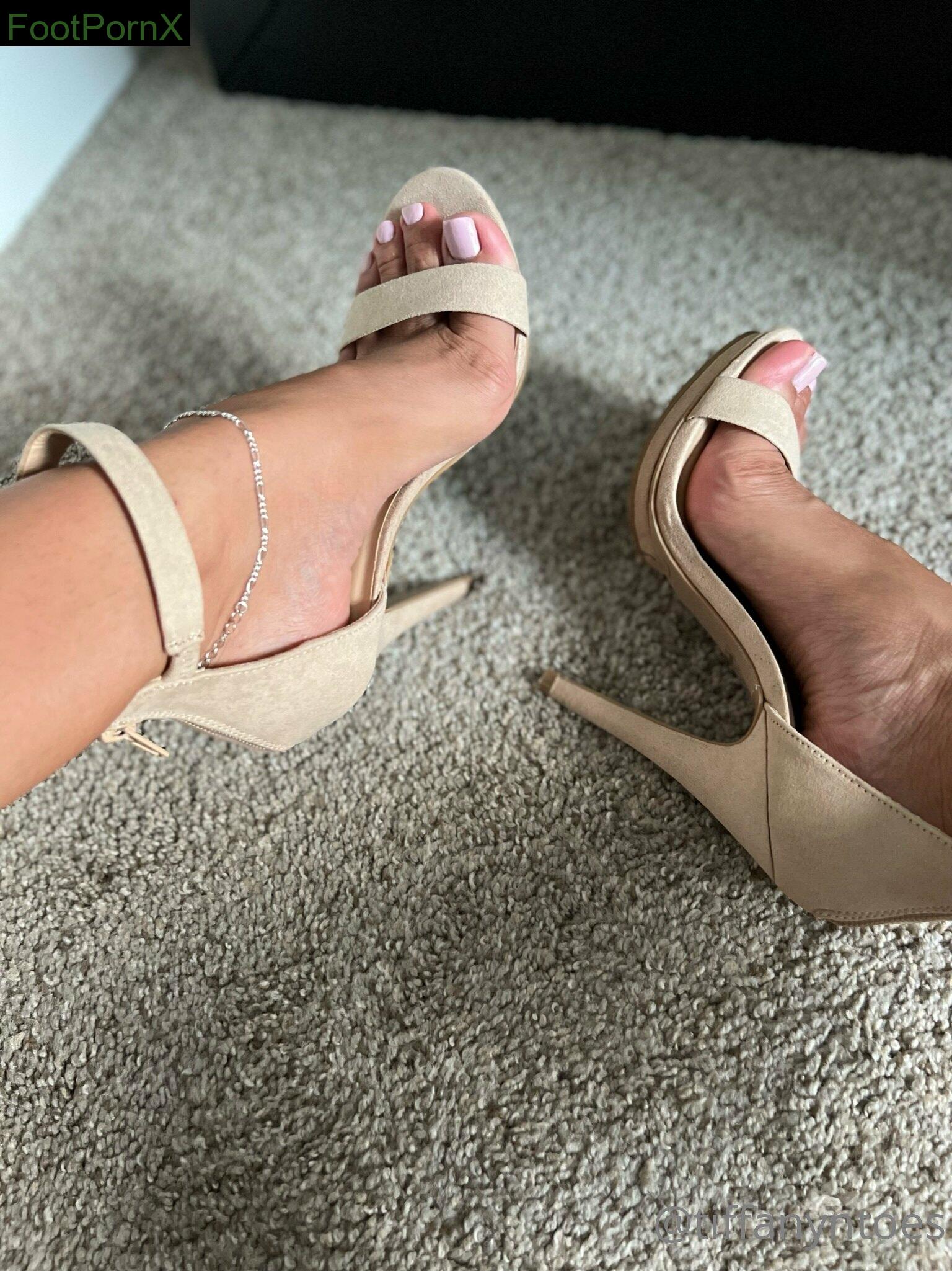 alittleoftiff feet photo 8