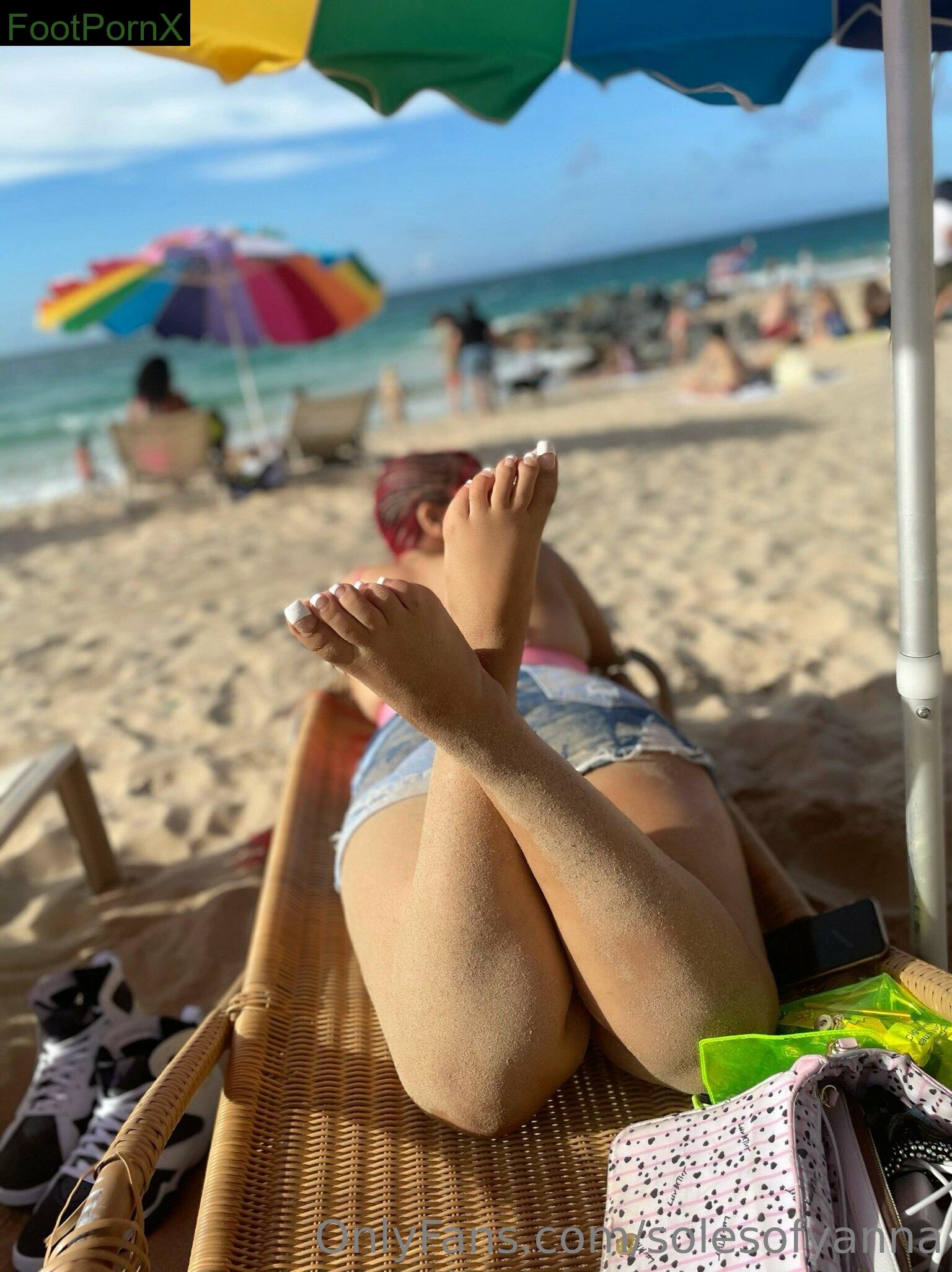 solesofyanna feet photo 13