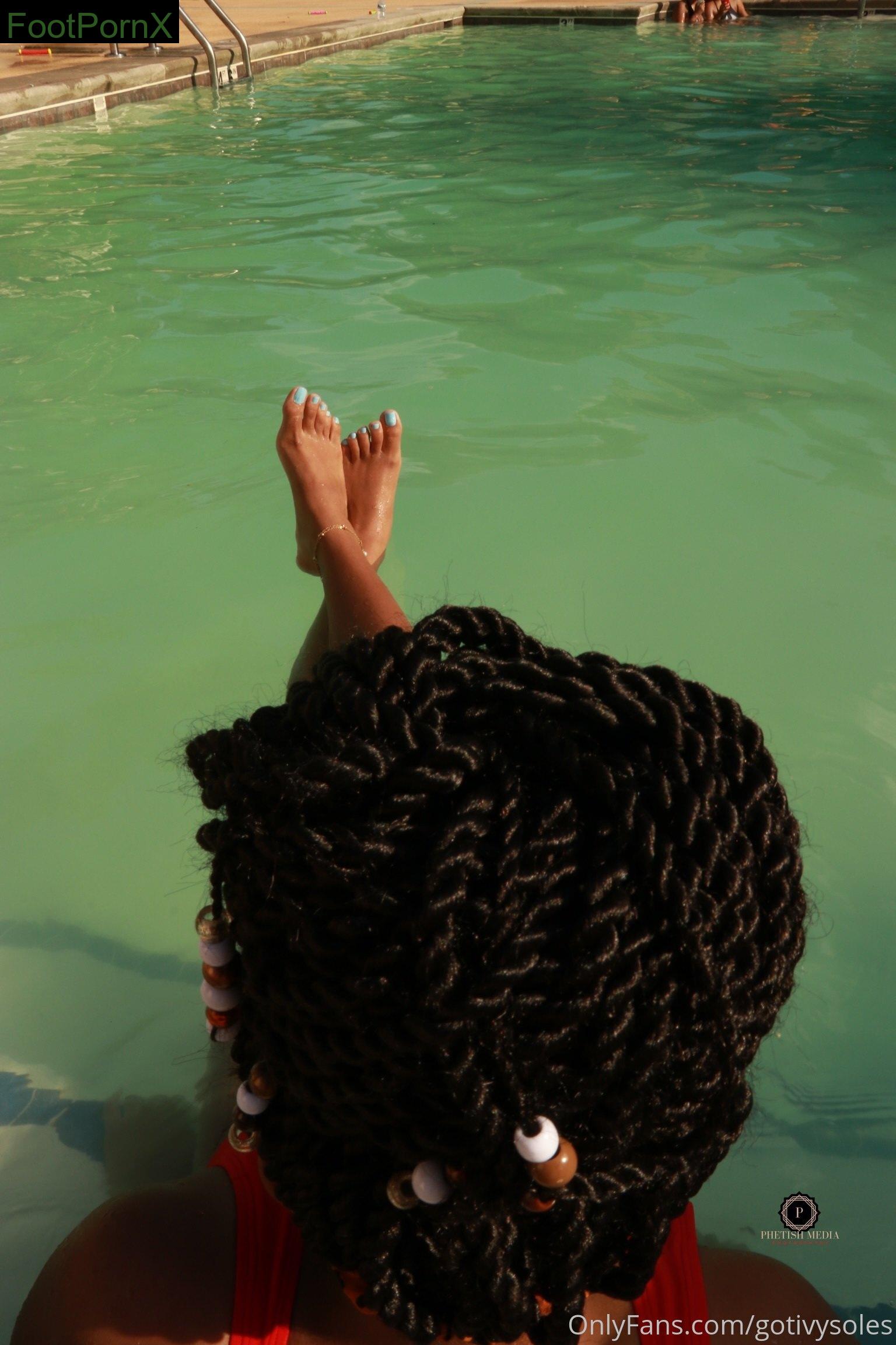 gotivysoles feet photo 2