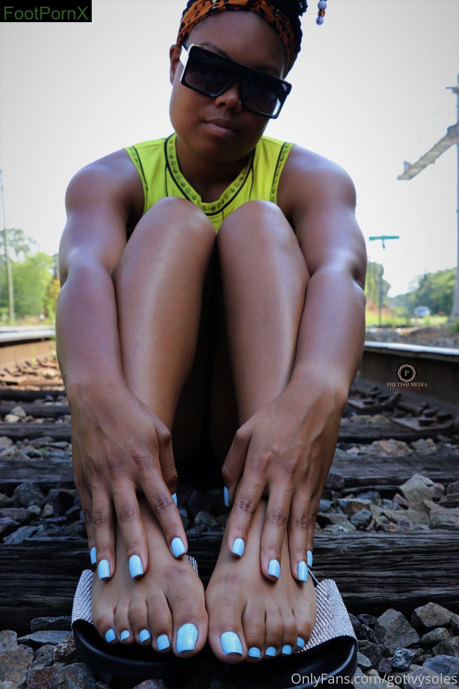 gotivysoles feet photo 17